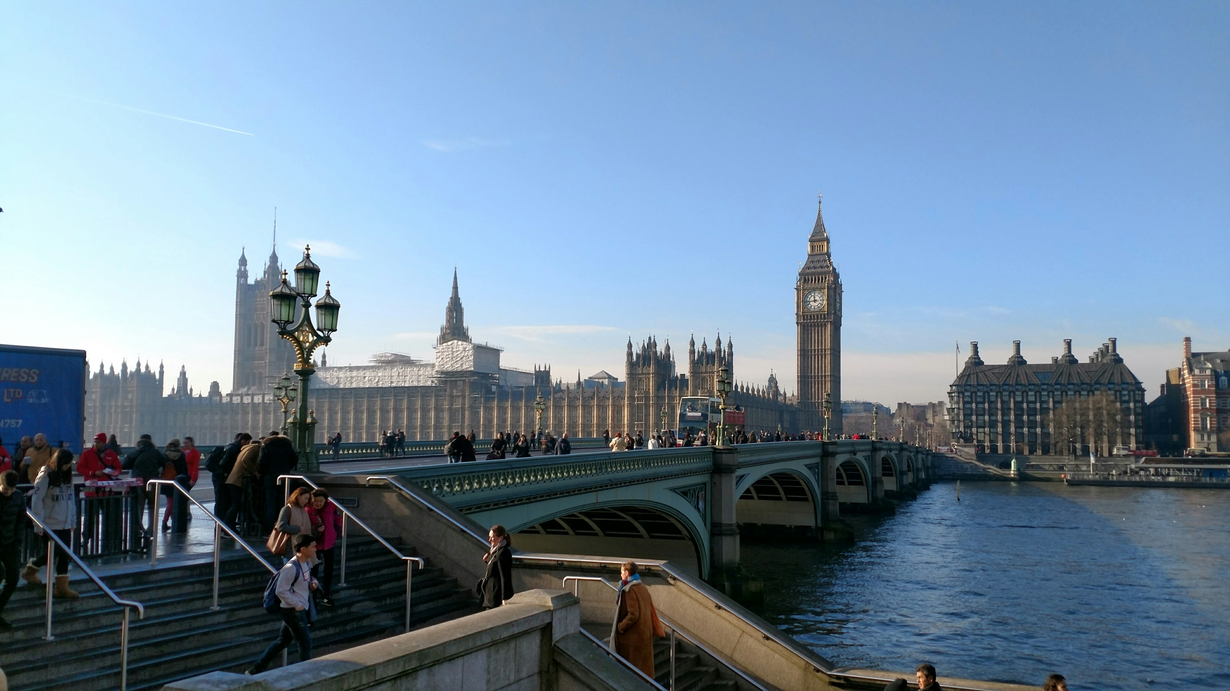 Lansha Group - UK Real Estate, UK Property Agency | One stop shop for buying and purchasing properties in the UK