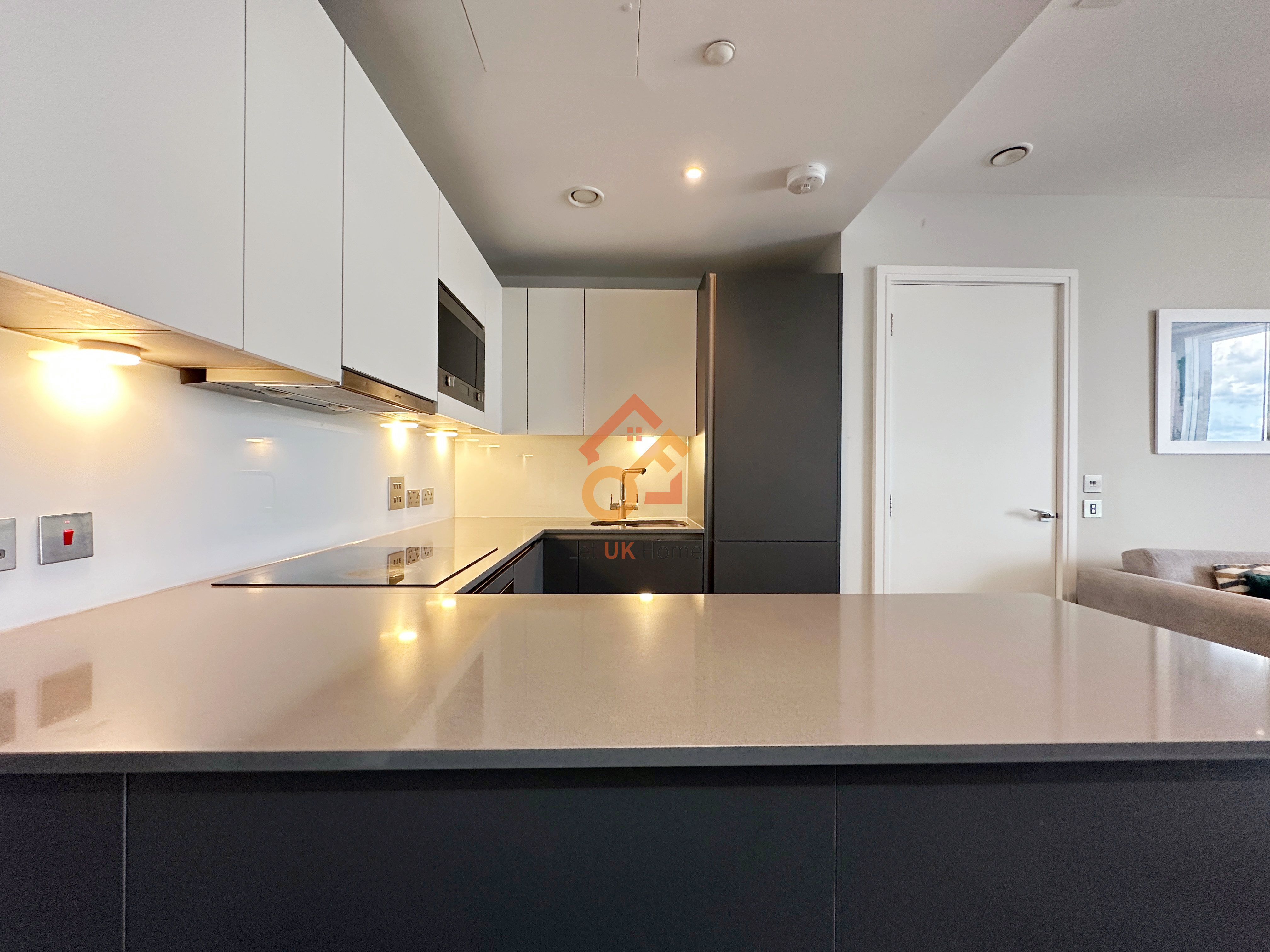 藍莎集團 - 英國樓盤、英國物業代理 | 英國買樓置業一站式服務