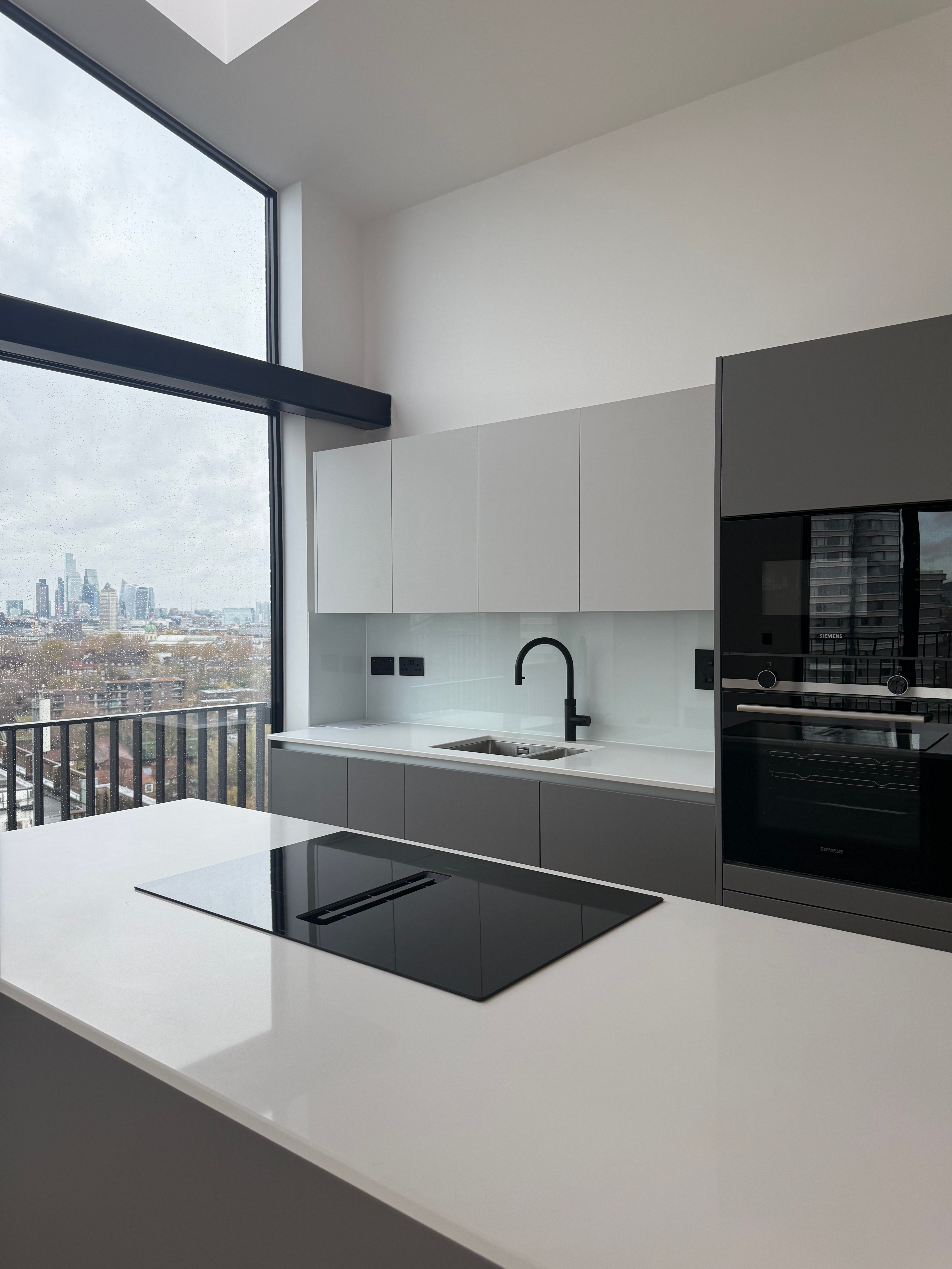 藍莎集團 - 英國樓盤、英國物業代理 | 英國買樓置業一站式服務