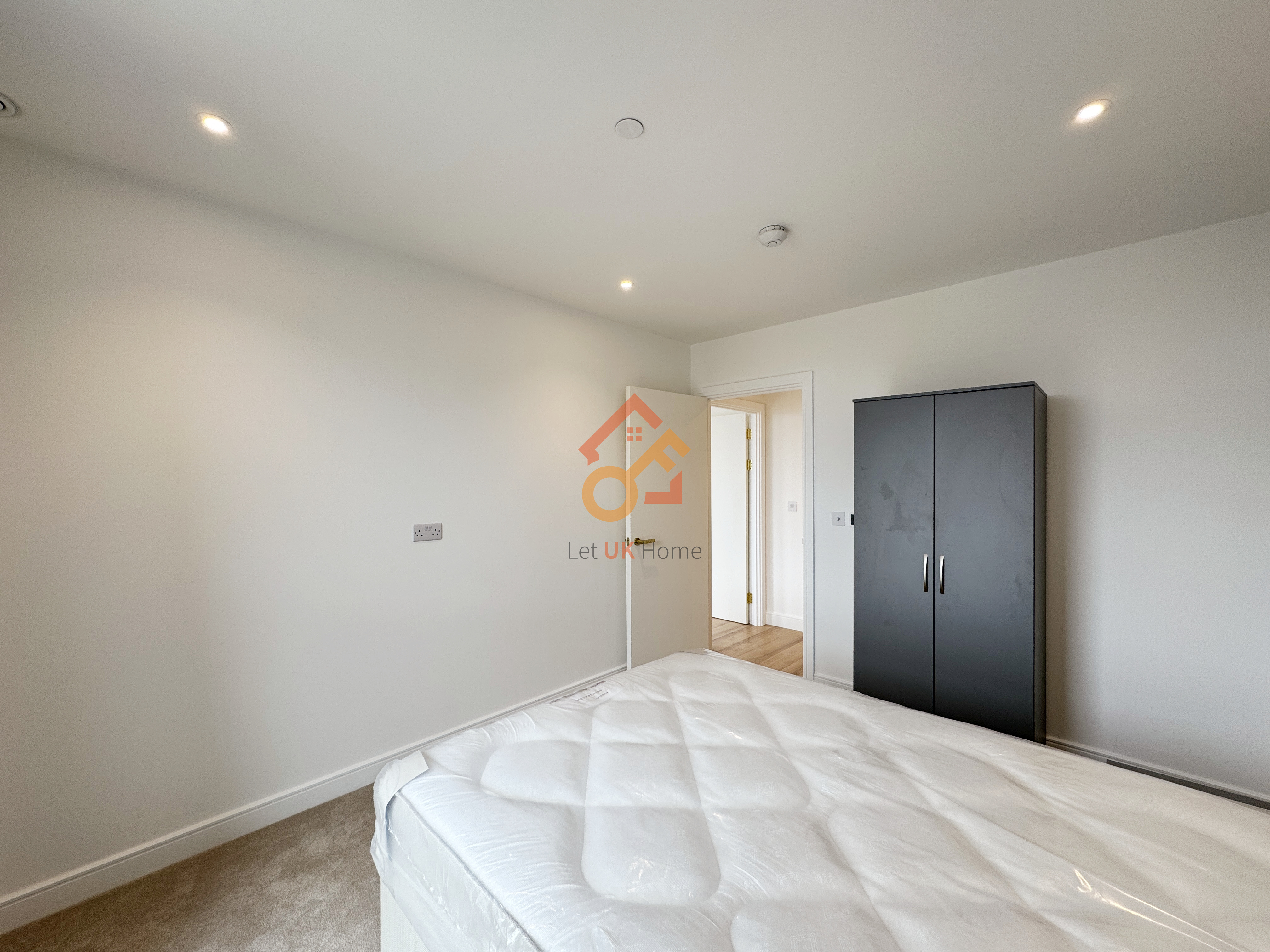 藍莎集團 - 英國樓盤、英國物業代理 | 英國買樓置業一站式服務