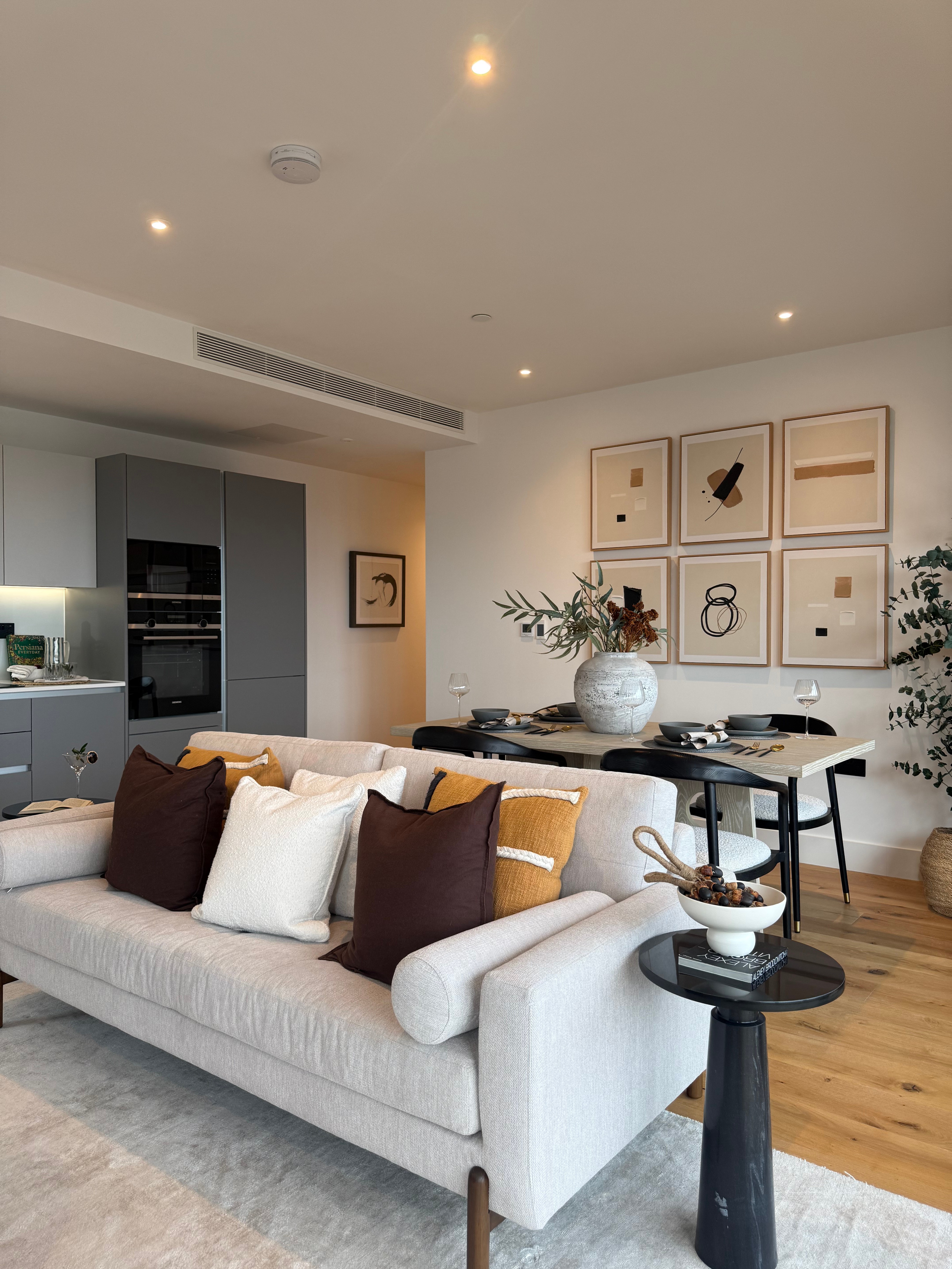 藍莎集團 - 英國樓盤、英國物業代理 | 英國買樓置業一站式服務