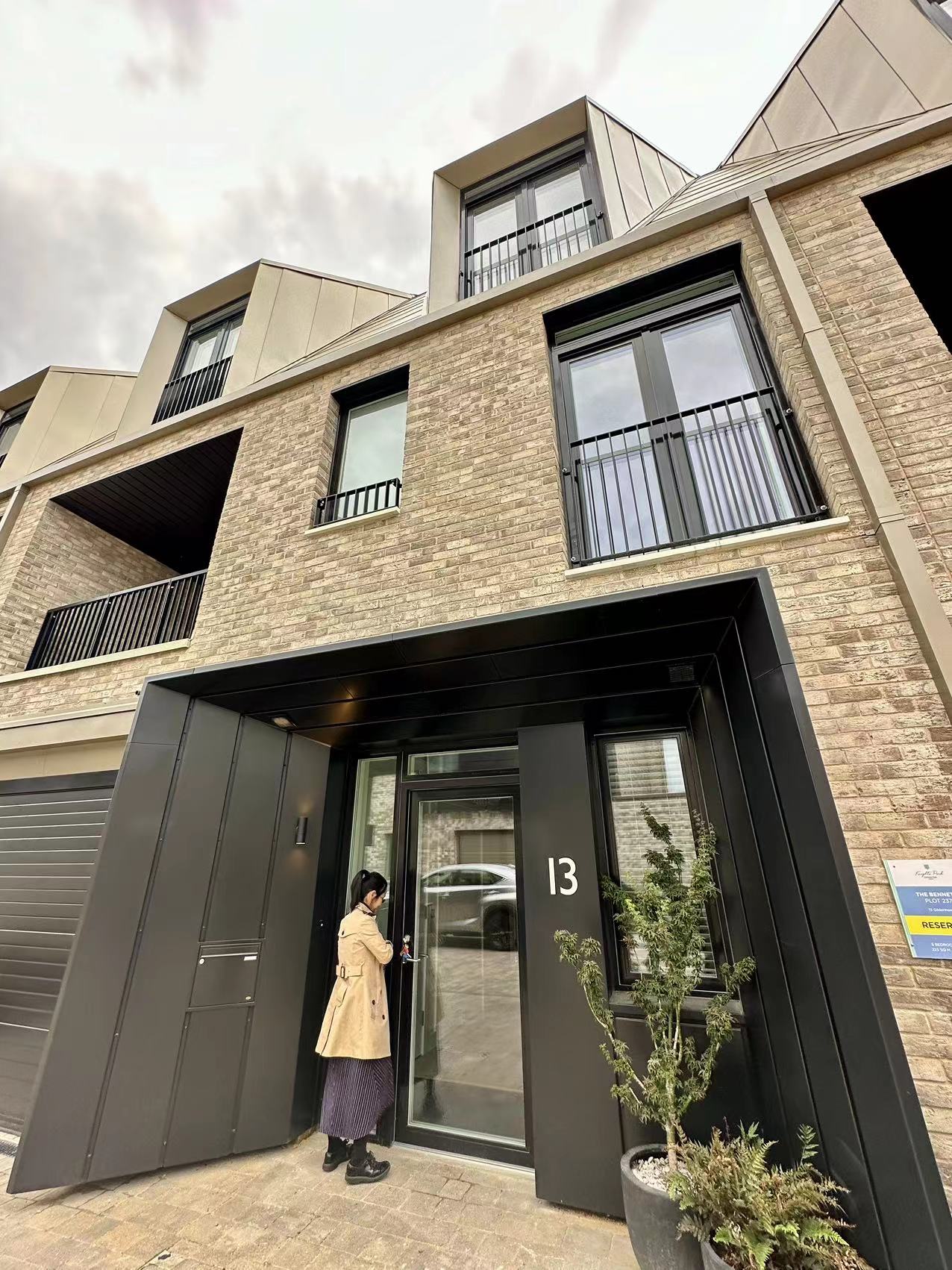 藍莎集團 | 英國置產一站式服務