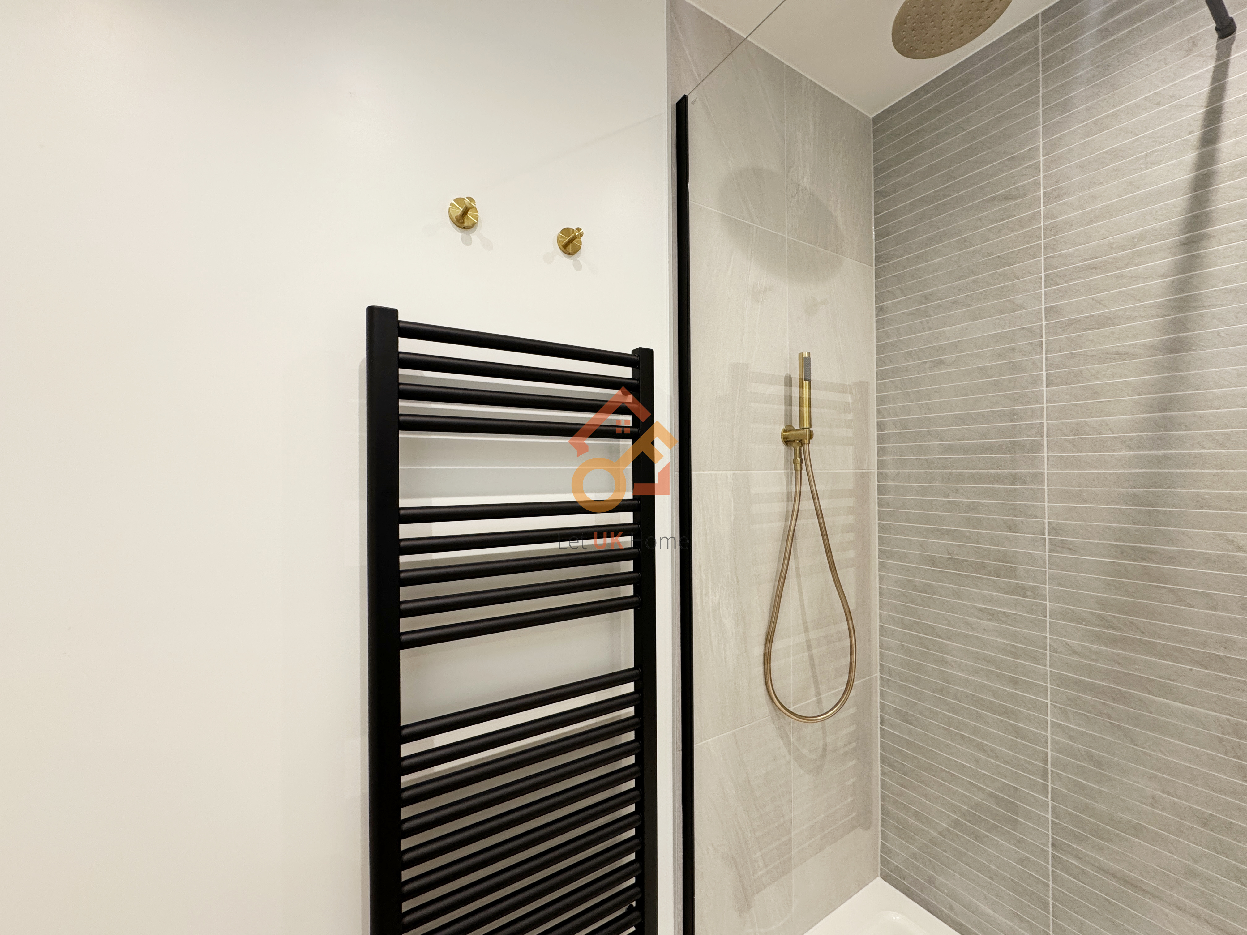 藍莎集團 - 英國樓盤、英國物業代理 | 英國買樓置業一站式服務