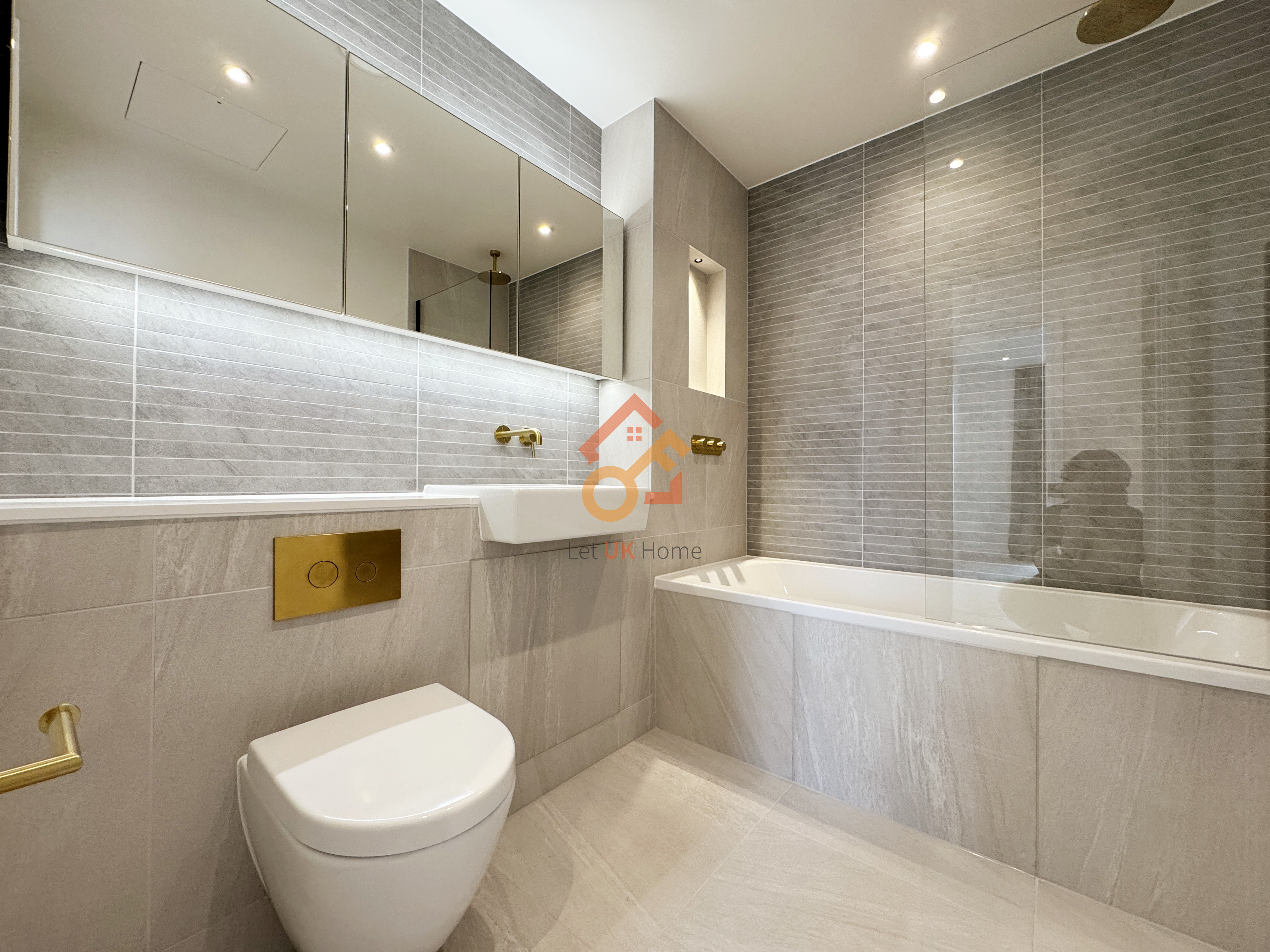 藍莎集團 - 英國樓盤、英國物業代理 | 英國買樓置業一站式服務