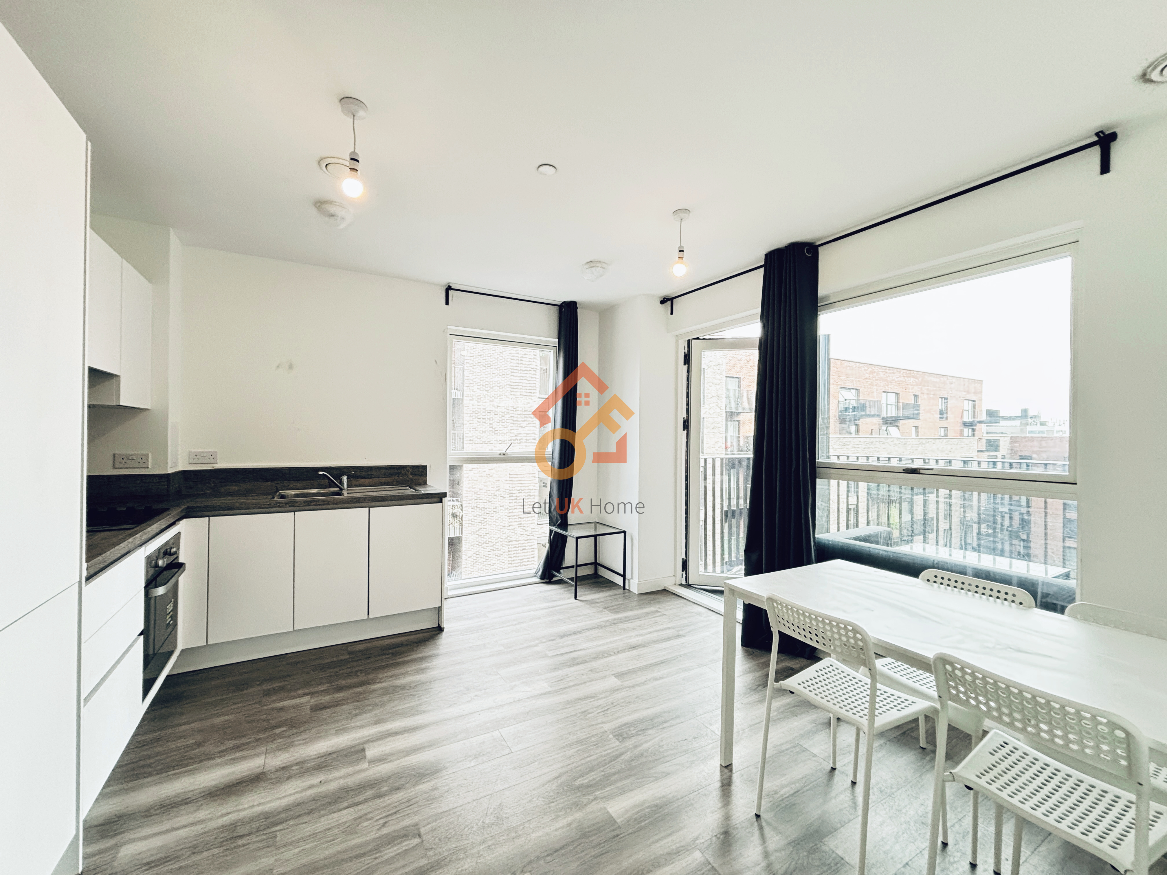 Lansha Group - UK Real Estate, UK Property Agency | One stop shop for buying and purchasing properties in the UK