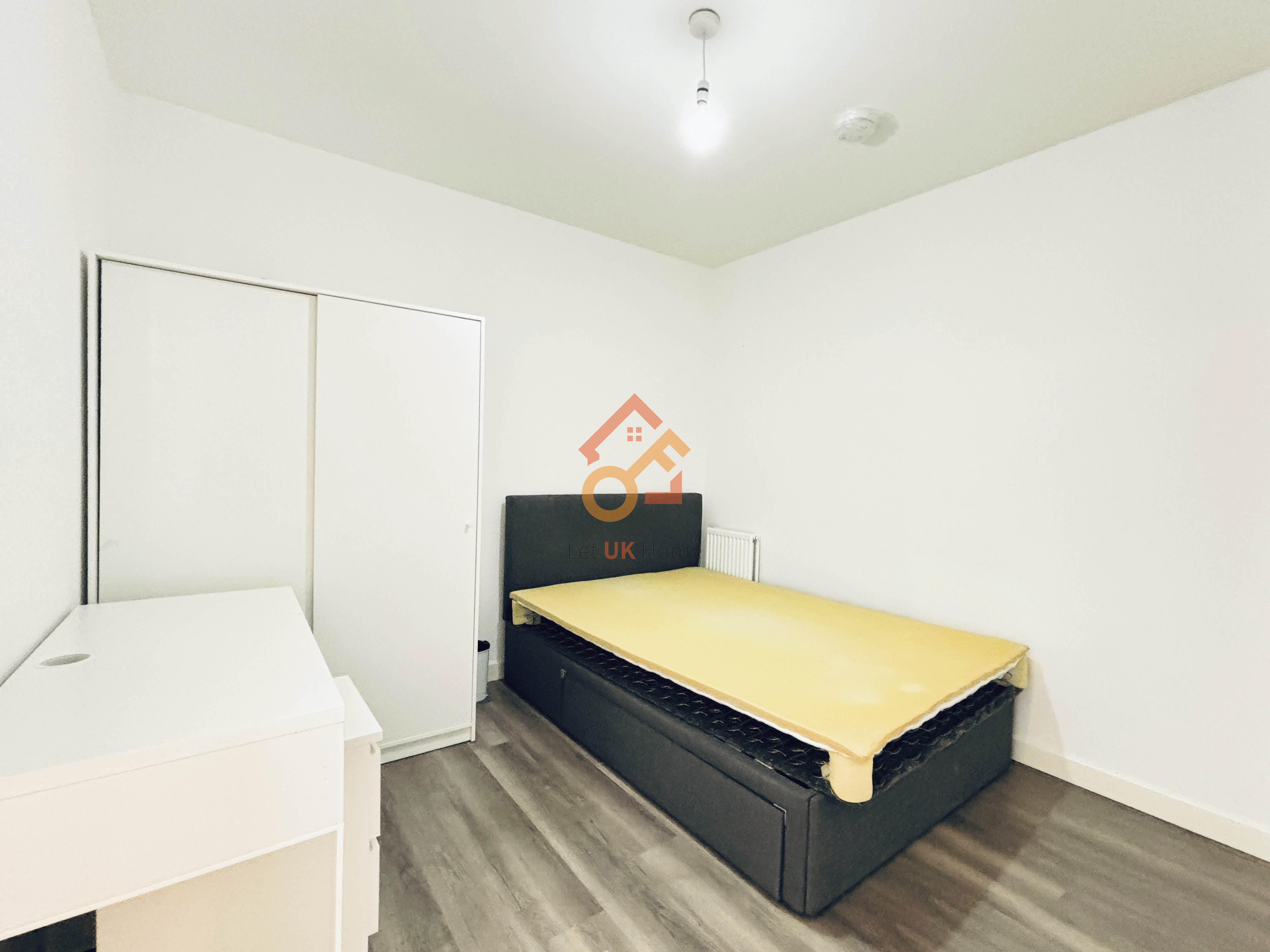 Lansha Group - UK Real Estate, UK Property Agency | One stop shop for buying and purchasing properties in the UK