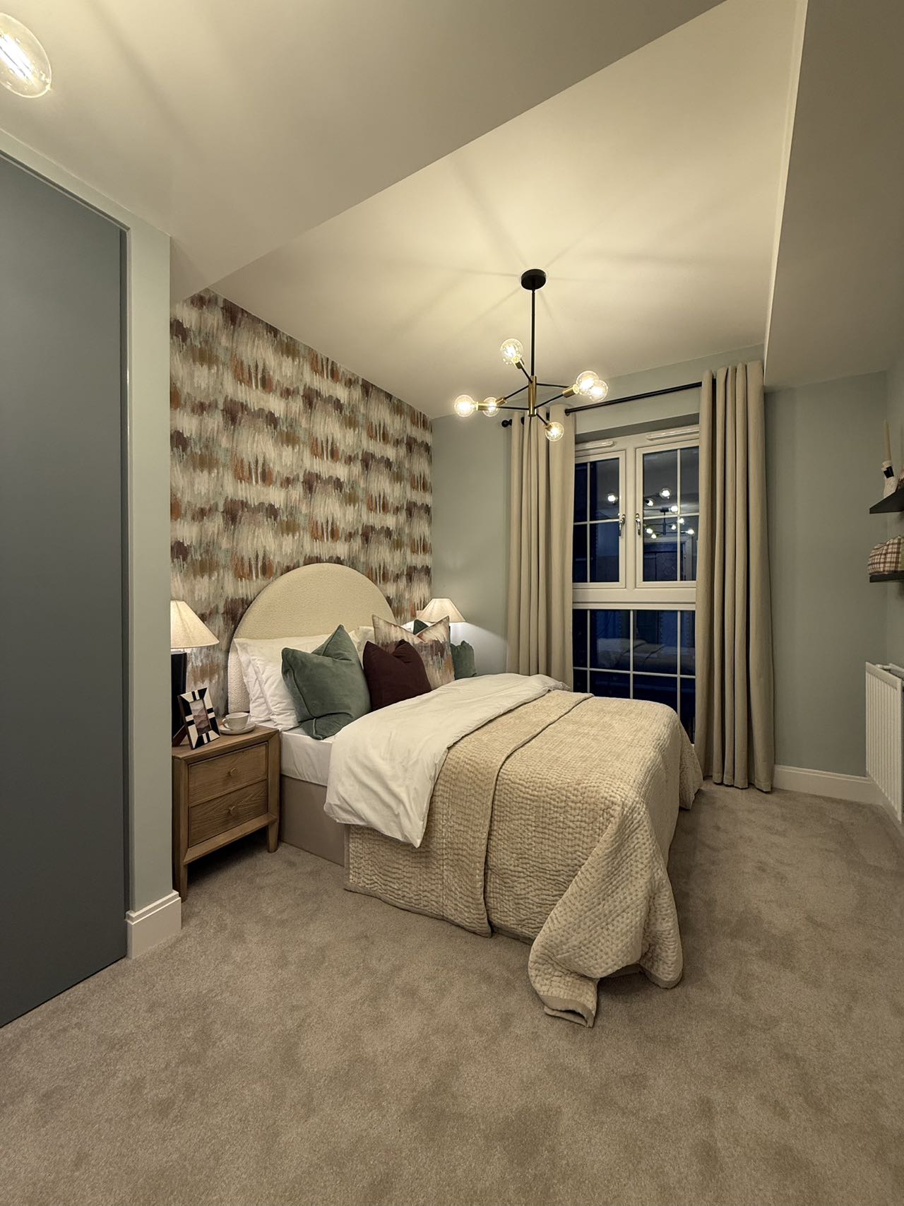 藍莎集團 - 英國樓盤、英國物業代理 | 英國買樓置業一站式服務