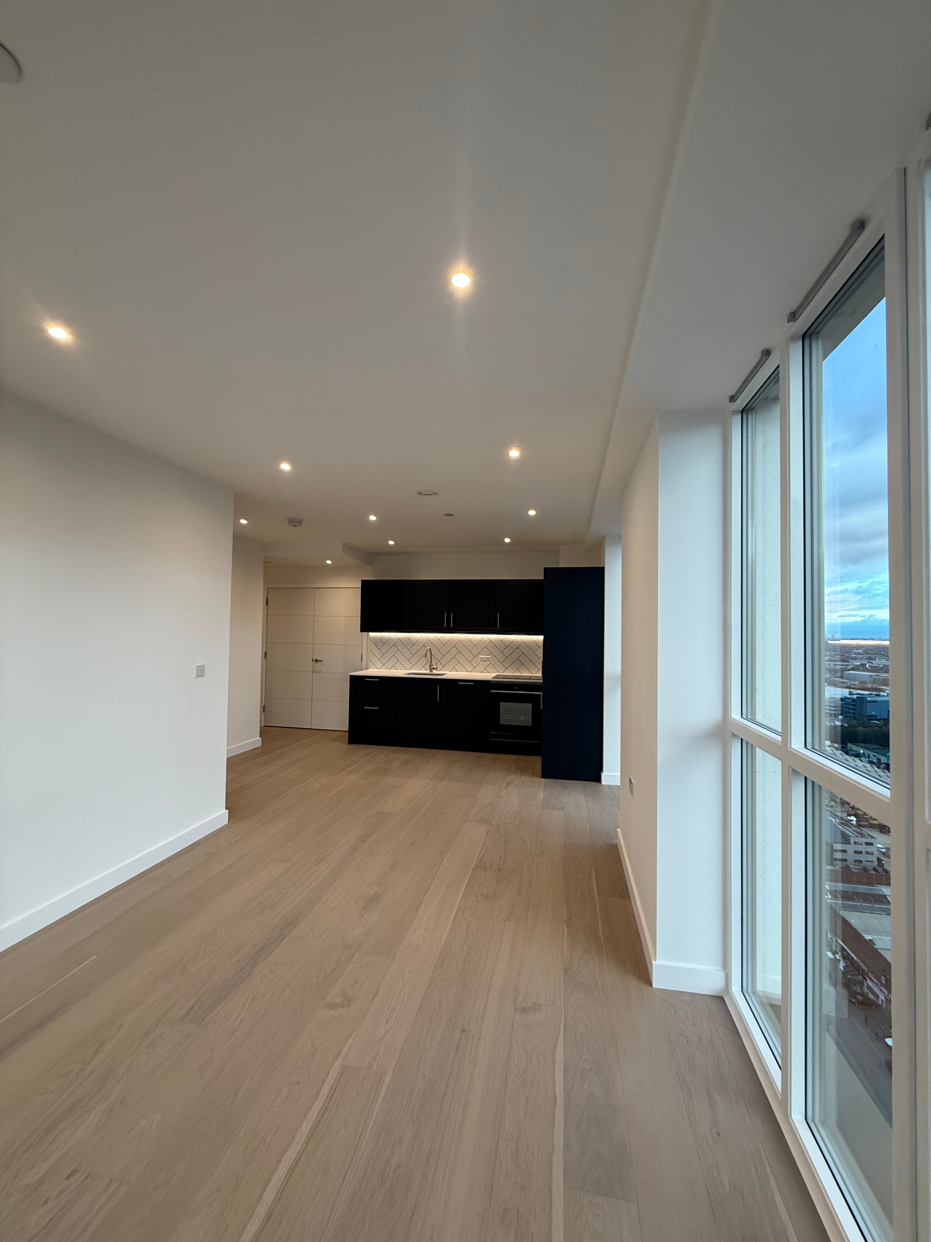 Lansha Group - UK Real Estate, UK Property Agency | One stop shop for buying and purchasing properties in the UK