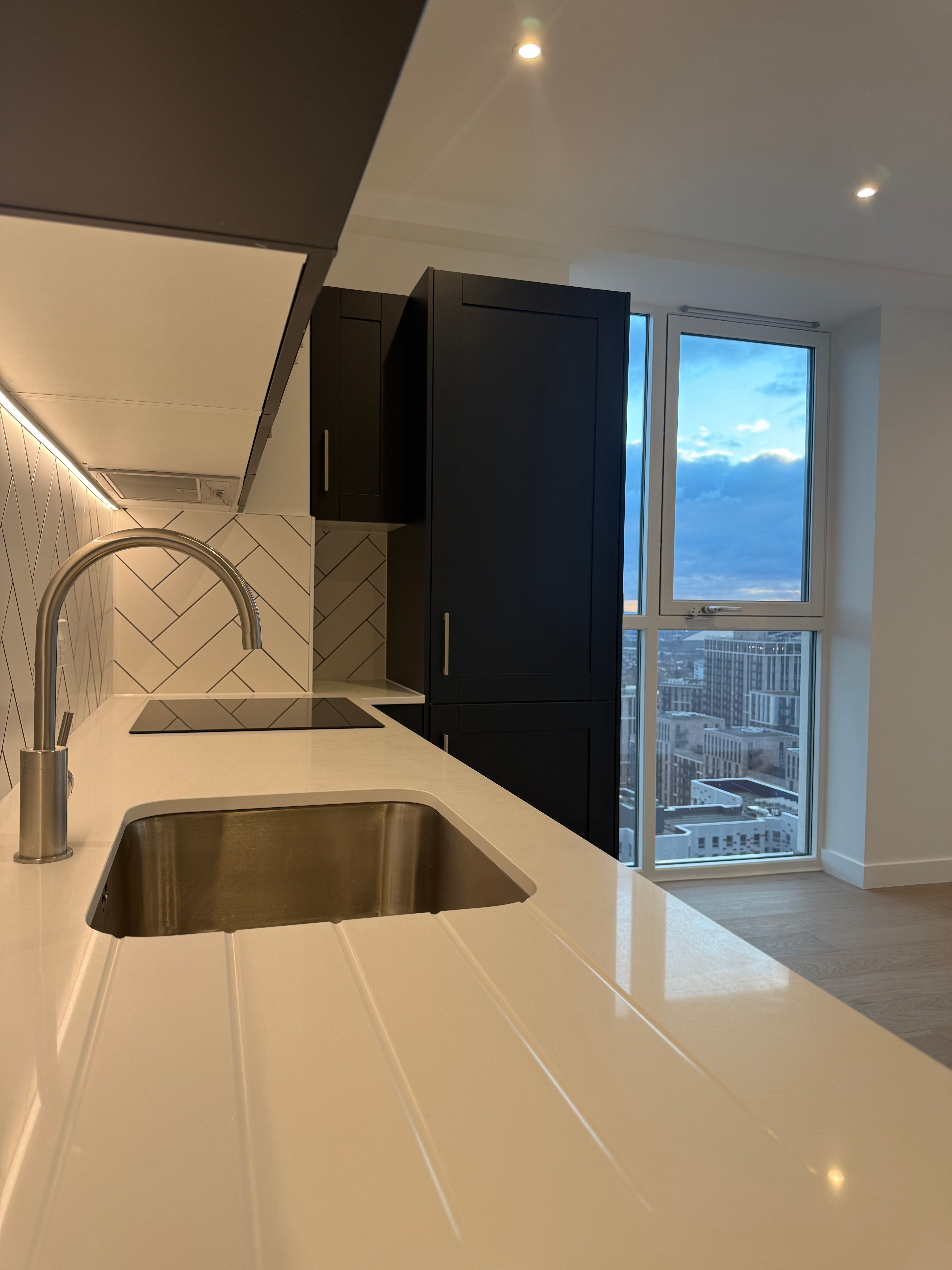 Lansha Group - UK Real Estate, UK Property Agency | One stop shop for buying and purchasing properties in the UK