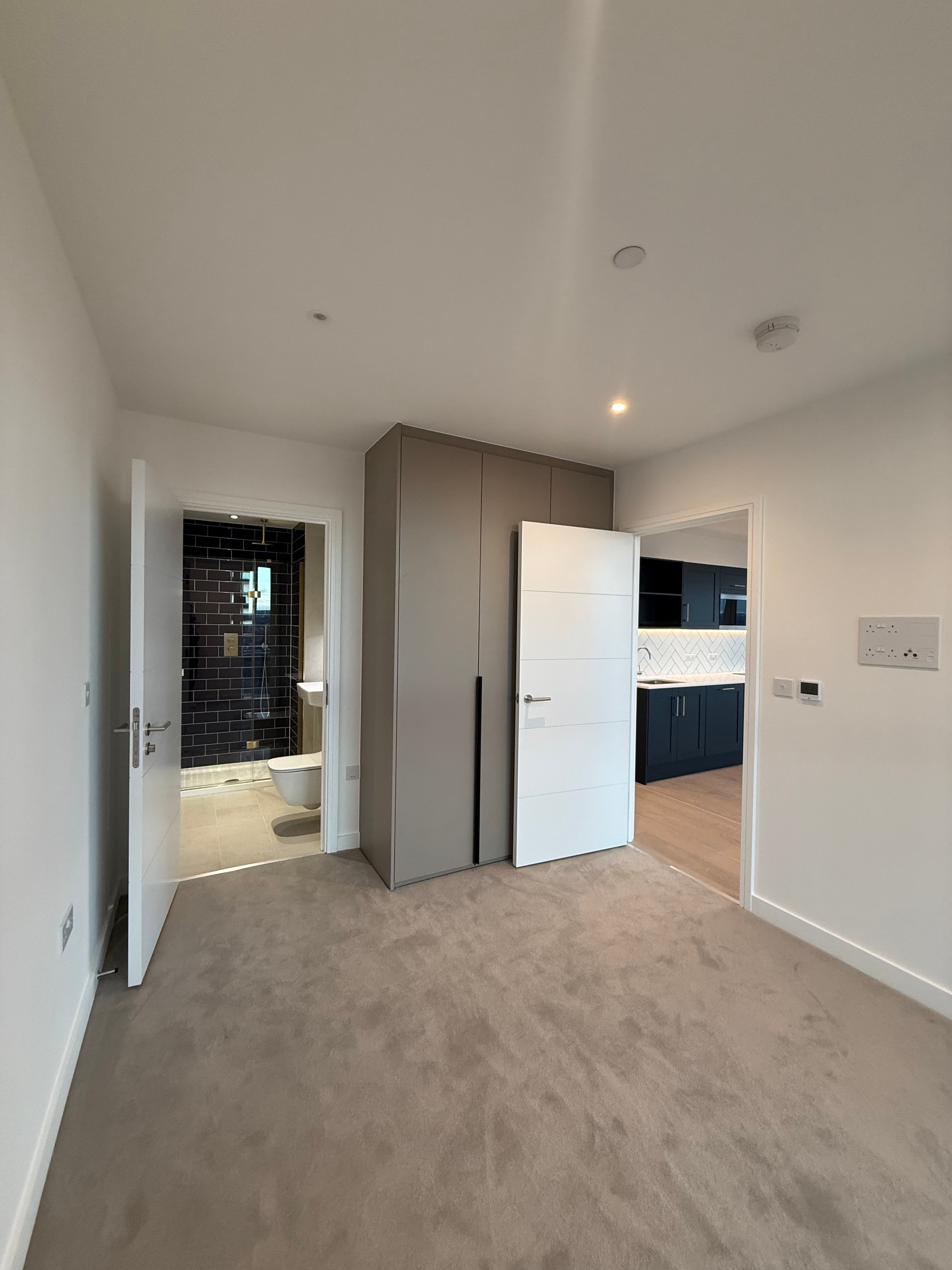 Lansha Group - UK Real Estate, UK Property Agency | One stop shop for buying and purchasing properties in the UK