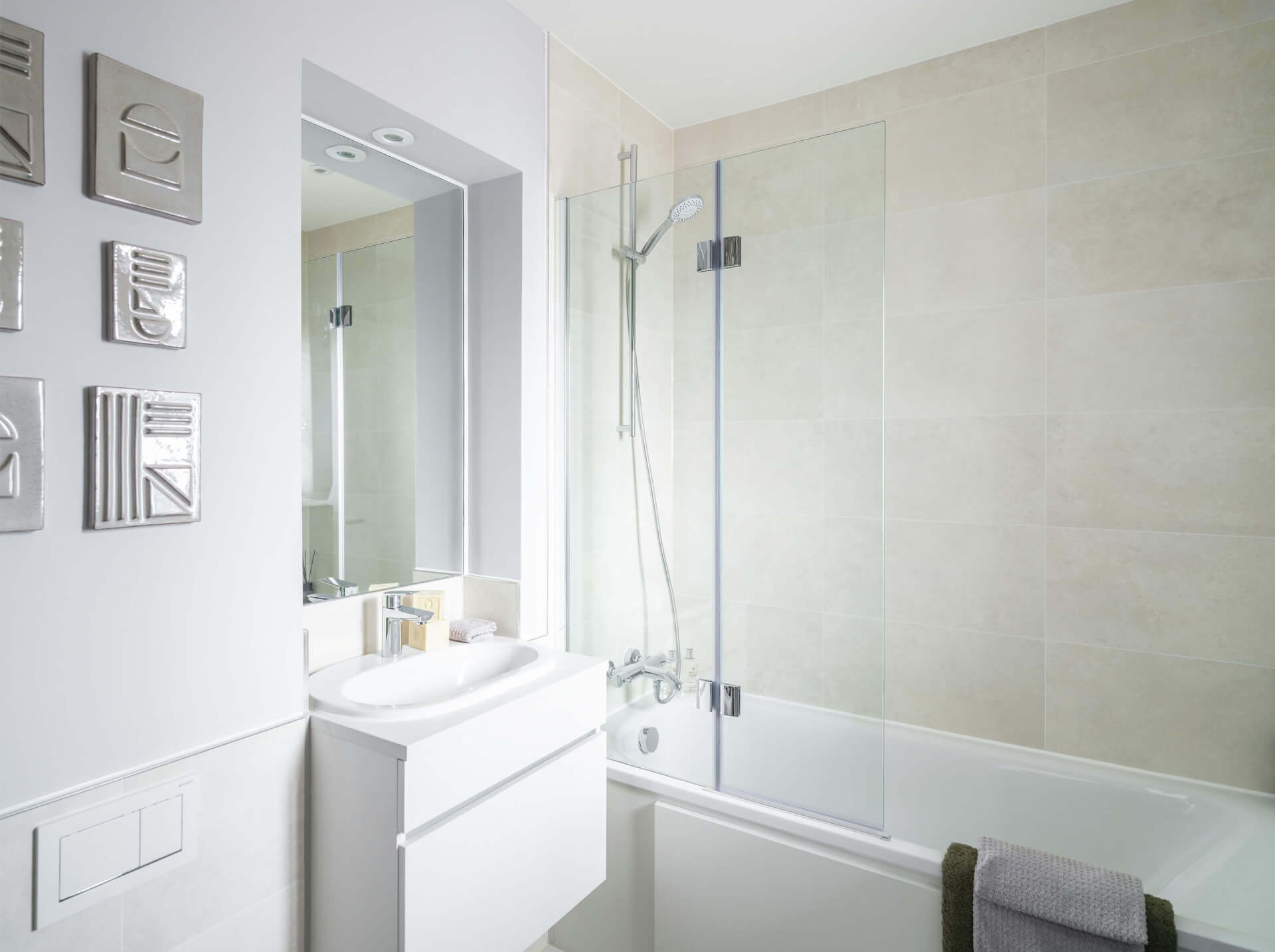 藍莎集團 - 英國樓盤、英國物業代理 | 英國買樓置業一站式服務