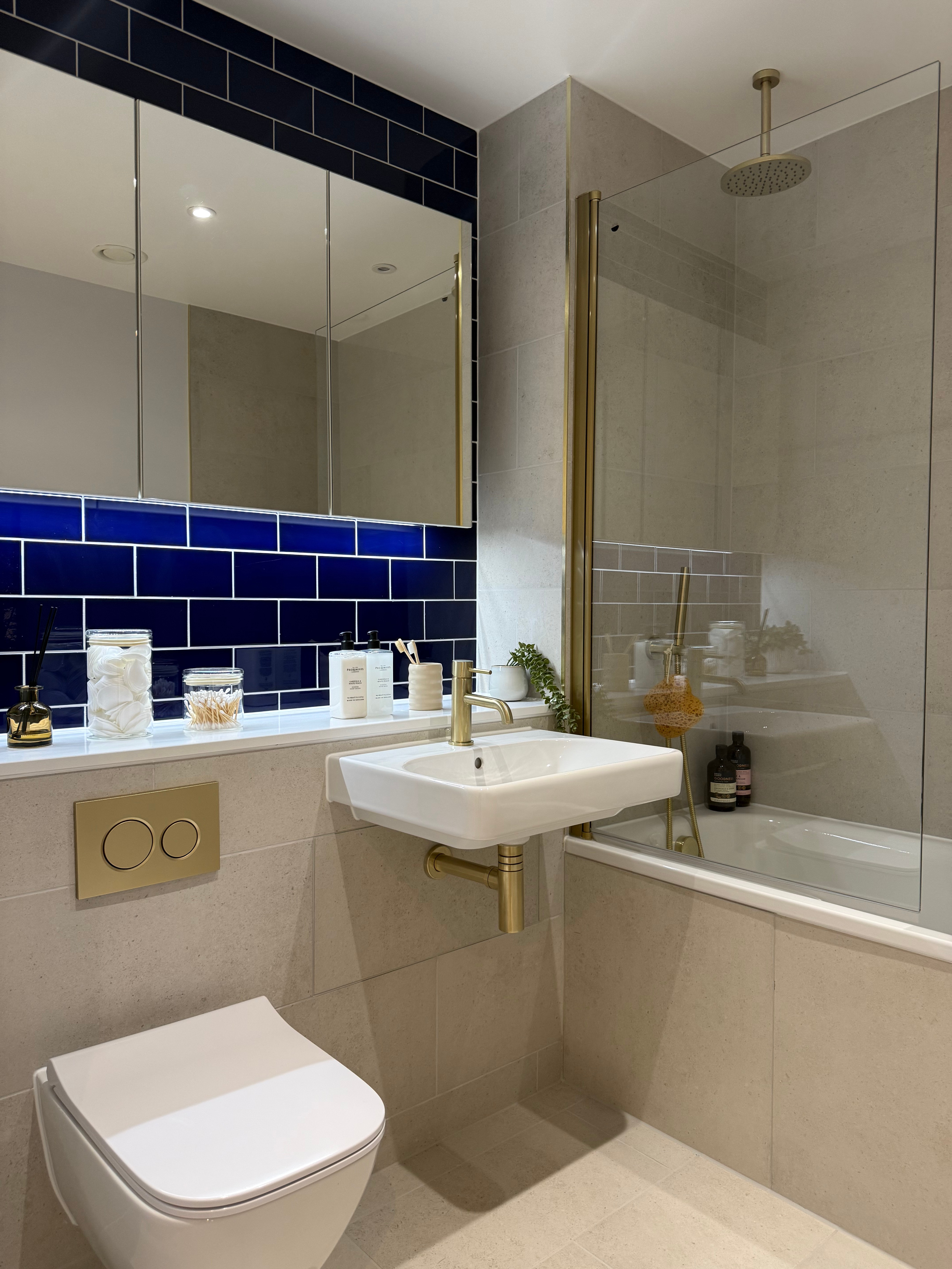 Lansha Group - UK Real Estate, UK Property Agency | One stop shop for buying and purchasing properties in the UK