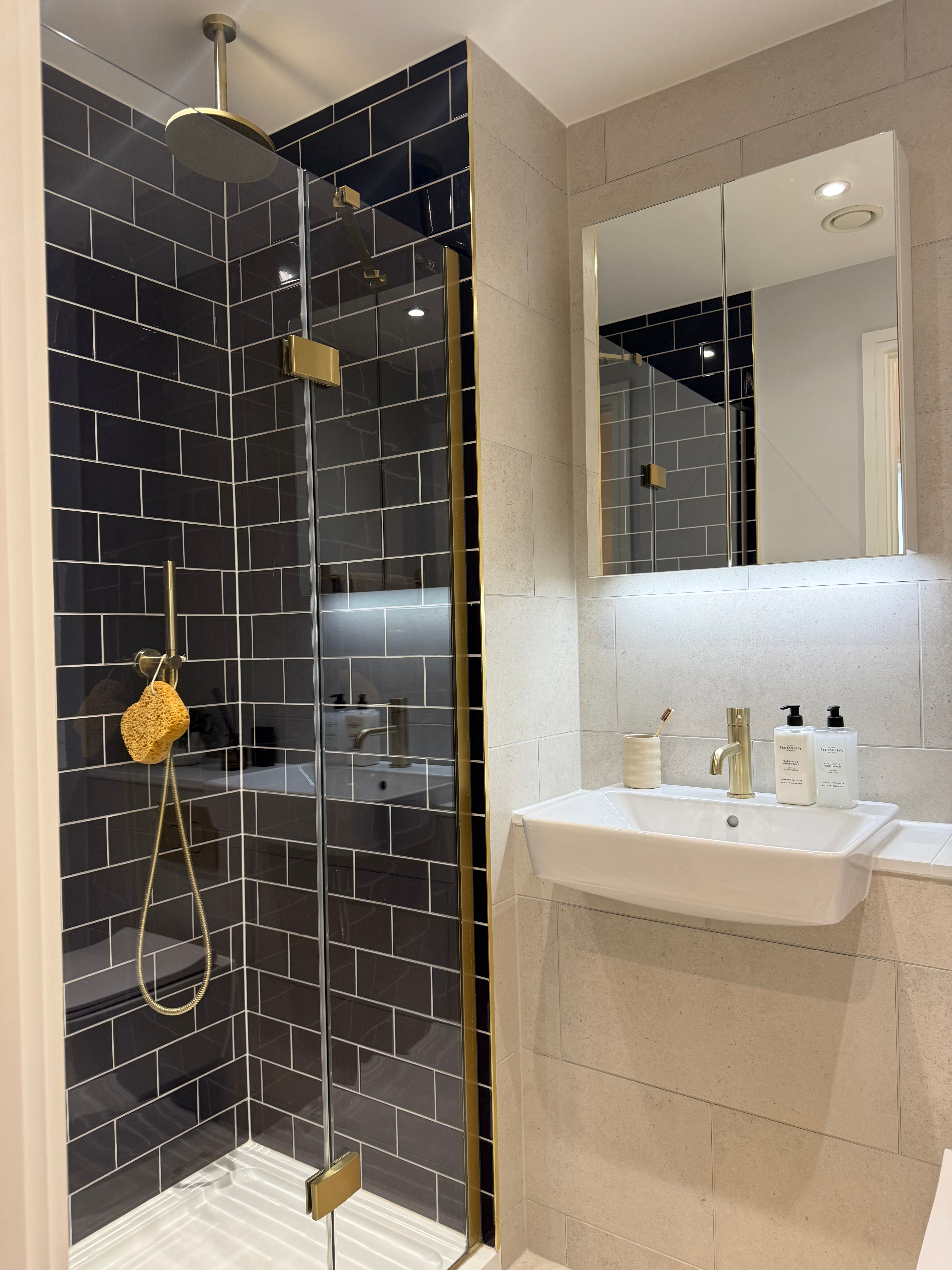 Lansha Group - UK Real Estate, UK Property Agency | One stop shop for buying and purchasing properties in the UK