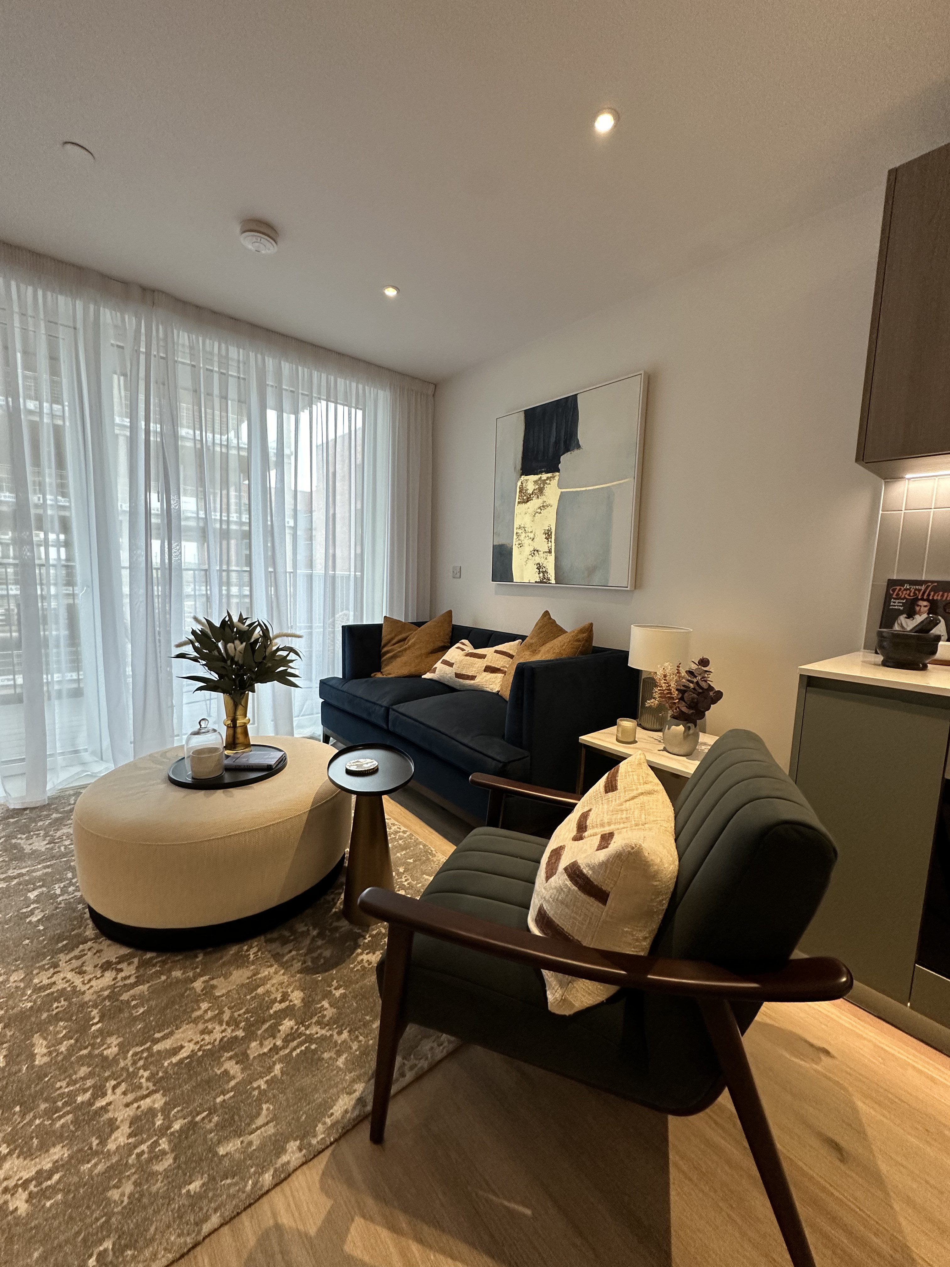 藍莎集團 - 英國樓盤、英國物業代理 | 英國買樓置業一站式服務