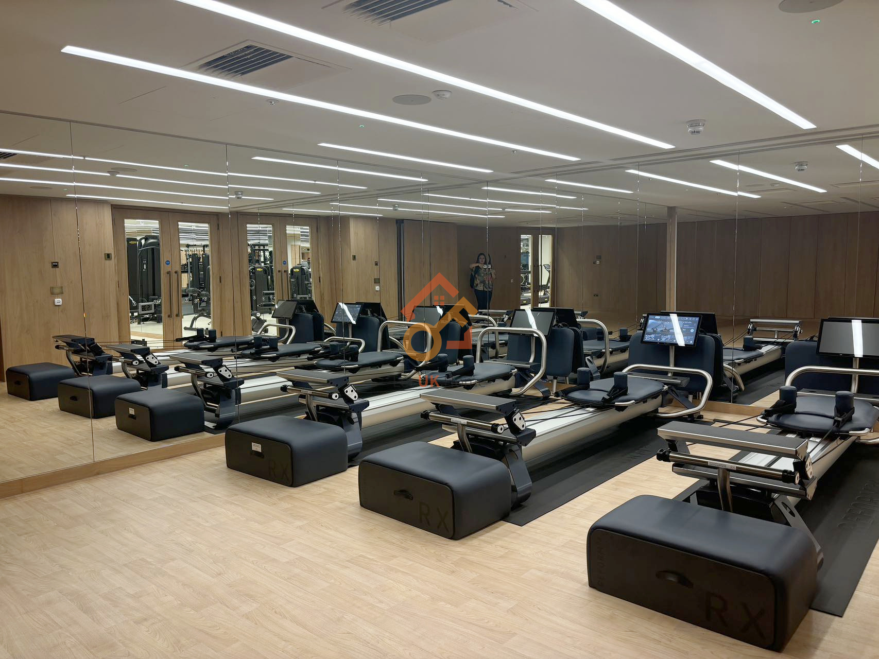 伦敦Nine Elms•2房•N9 One Thames City 项目配套