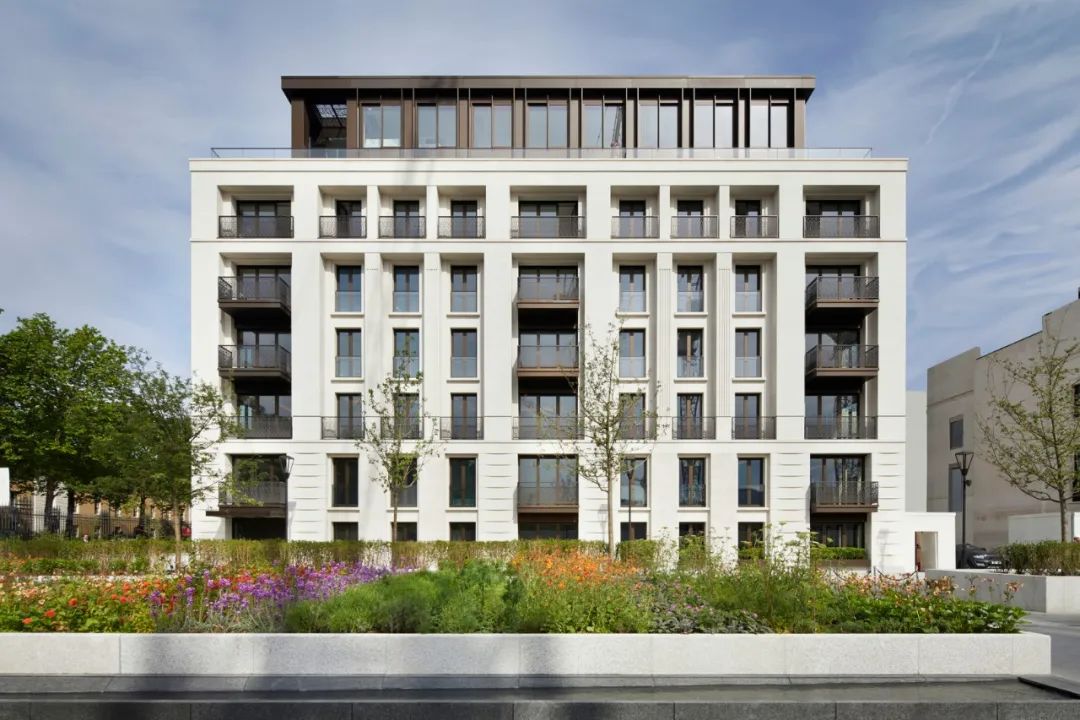 伦敦·切尔西将军官 Chelsea Barracks 外立面