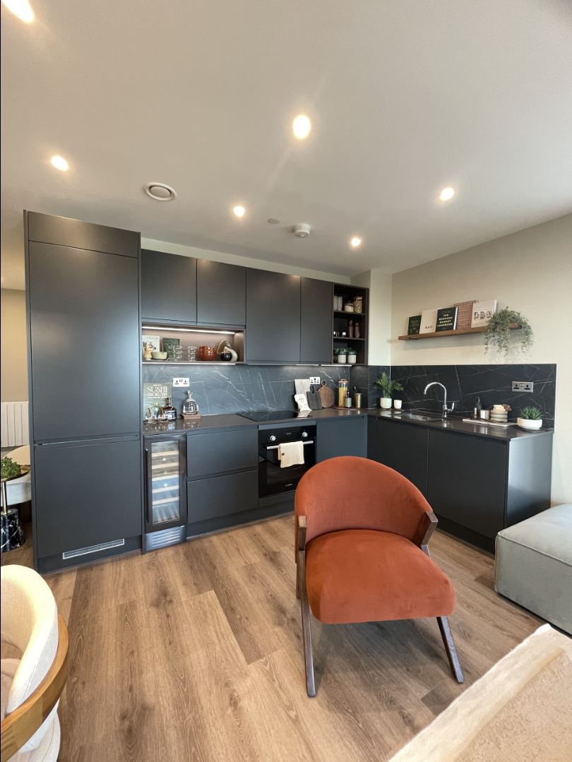 藍莎集團 - 英國樓盤、英國物業代理 | 英國買樓置業一站式服務