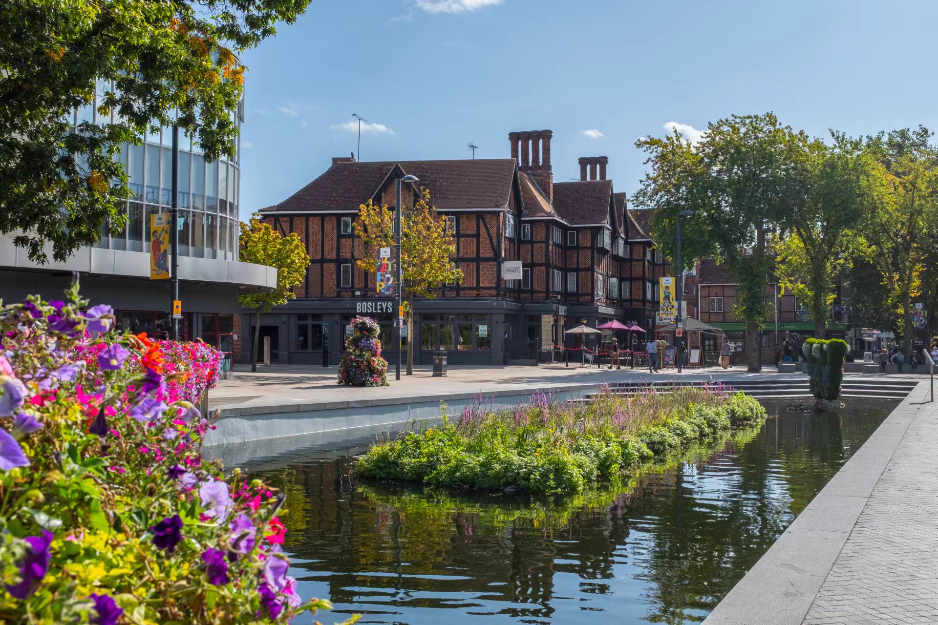 藍莎集團 - 英國樓盤、英國物業代理 | 英國買樓置業一站式服務