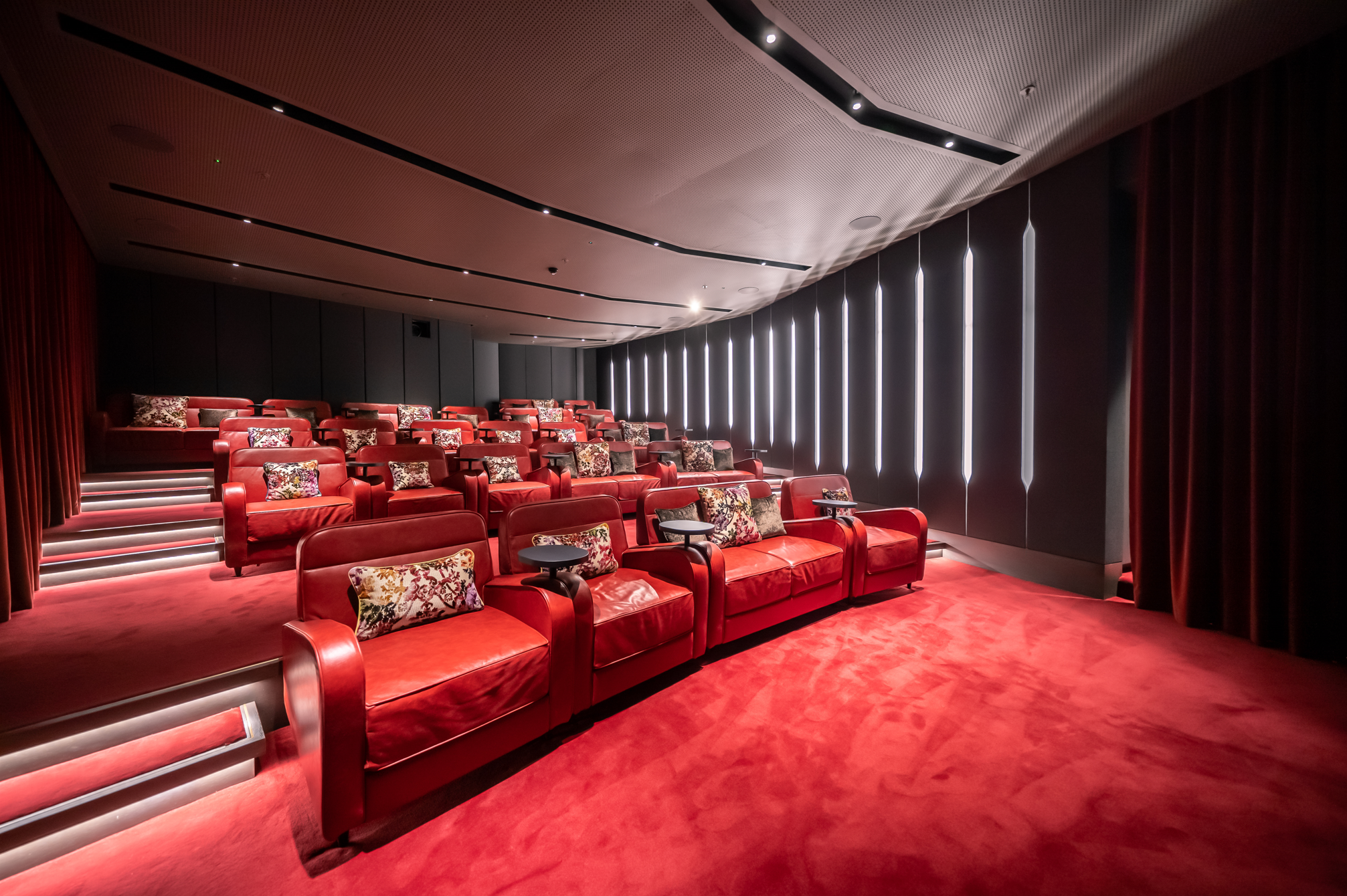 藍莎集團 | 英國置產一站式服務