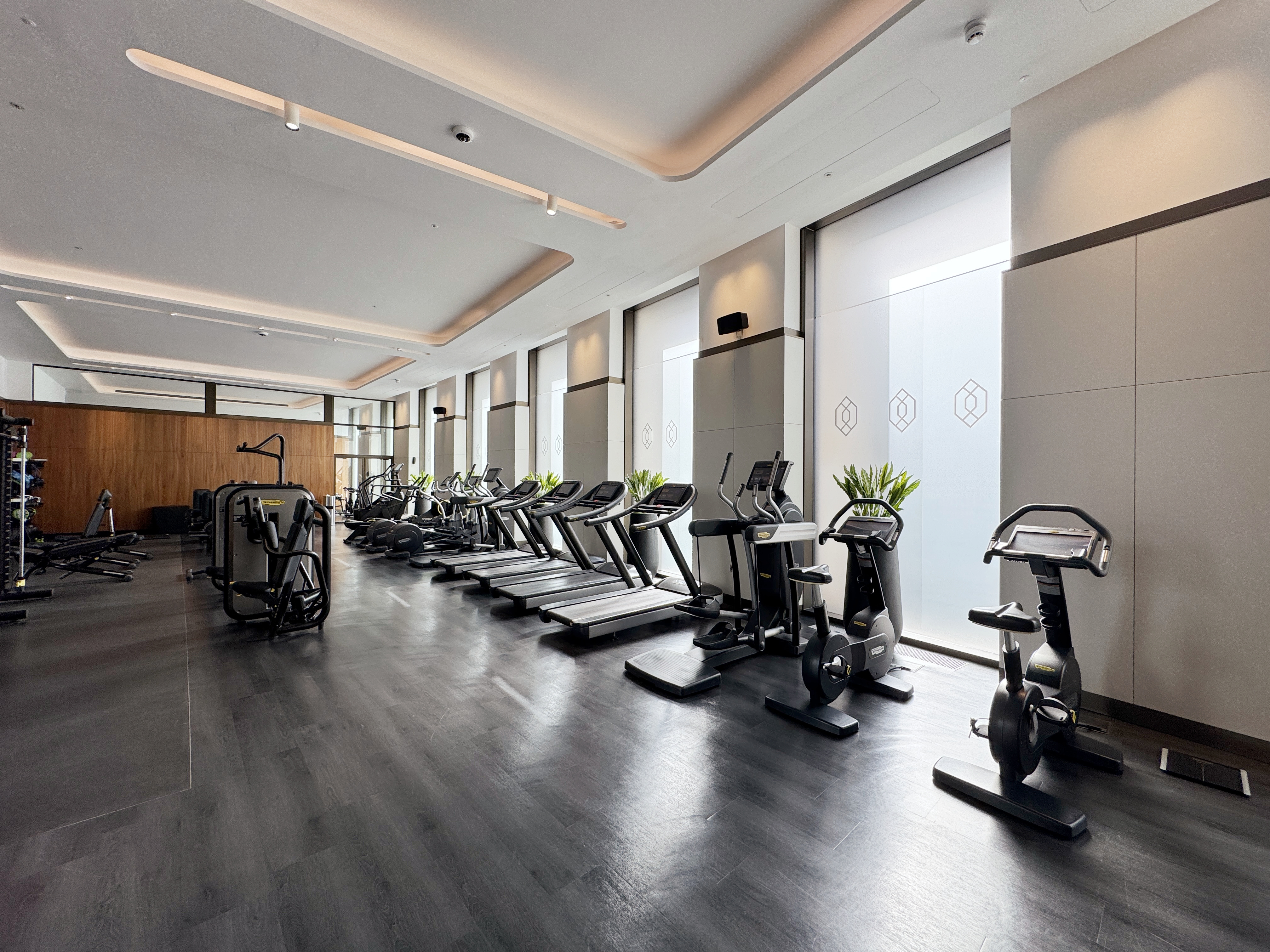 藍莎集團 - 英國樓盤、英國物業代理 | 英國買樓置業一站式服務