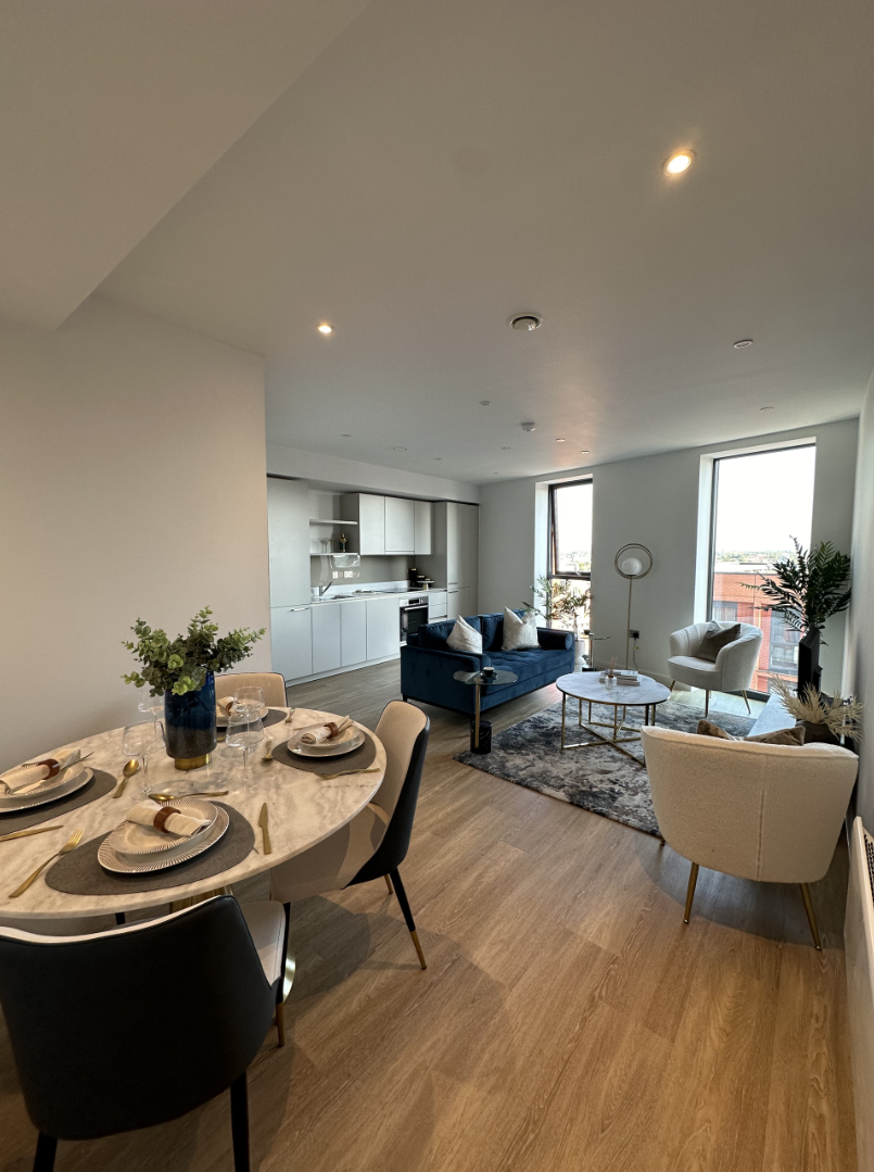 藍莎集團 | 英國置產一站式服務