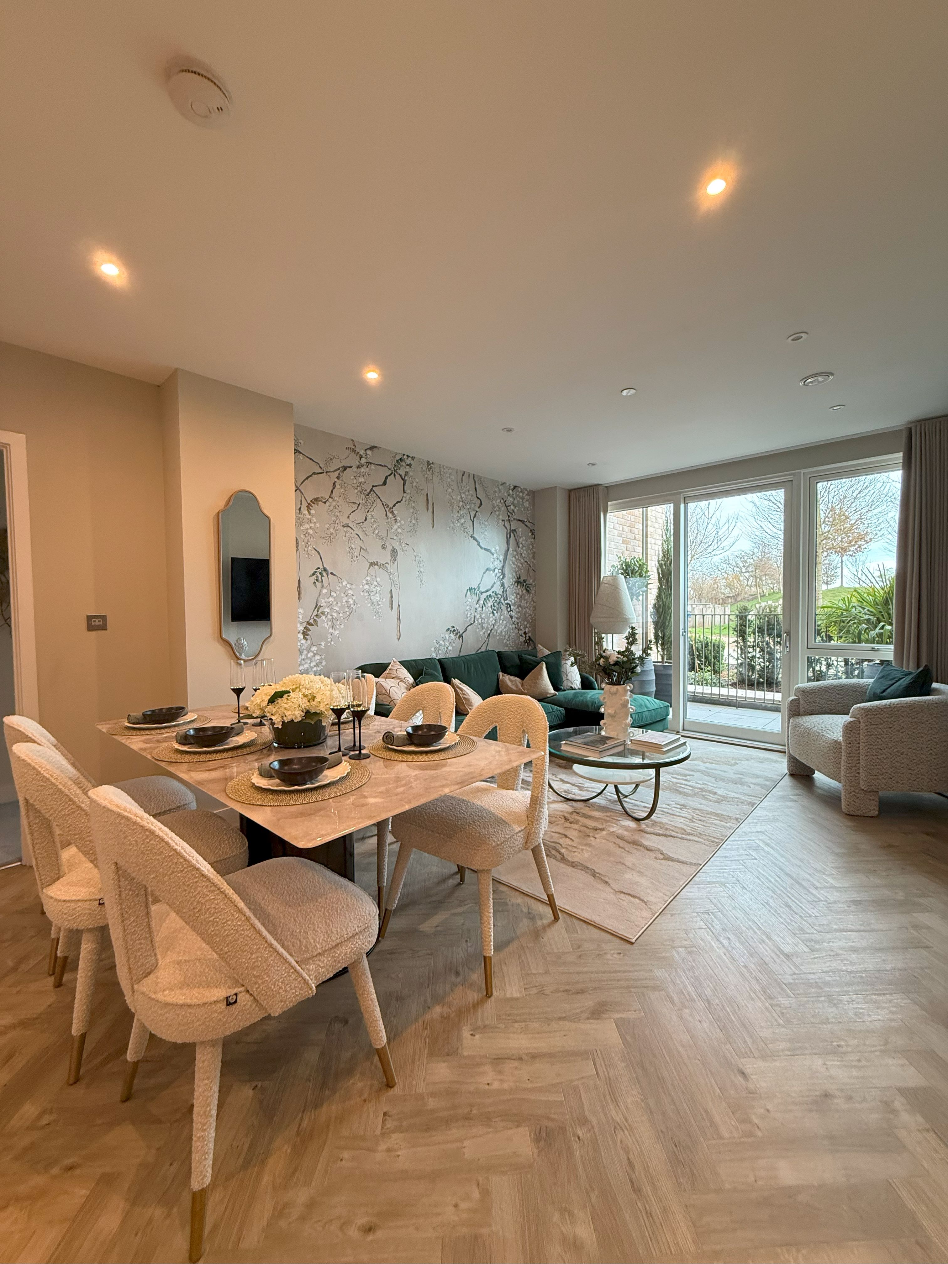 藍莎集團 | 英國置產一站式服務