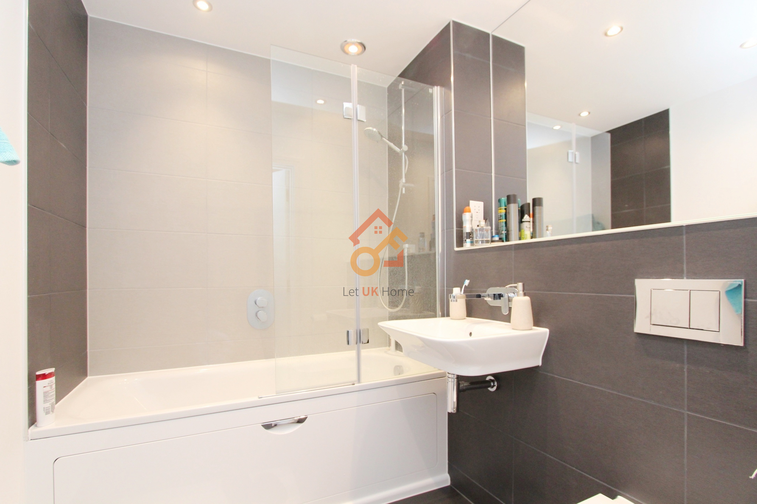 Lansha Group - UK Real Estate, UK Property Agency | One stop shop for buying and purchasing properties in the UK