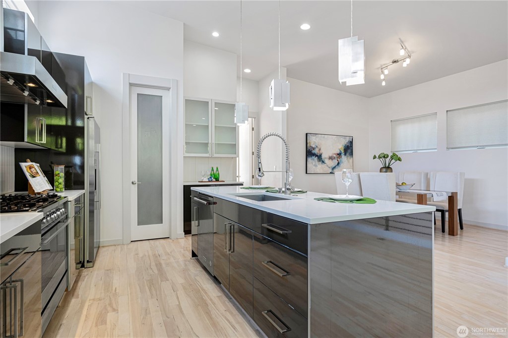 藍莎集團 - 英國樓盤、英國物業代理 | 英國買樓置業一站式服務