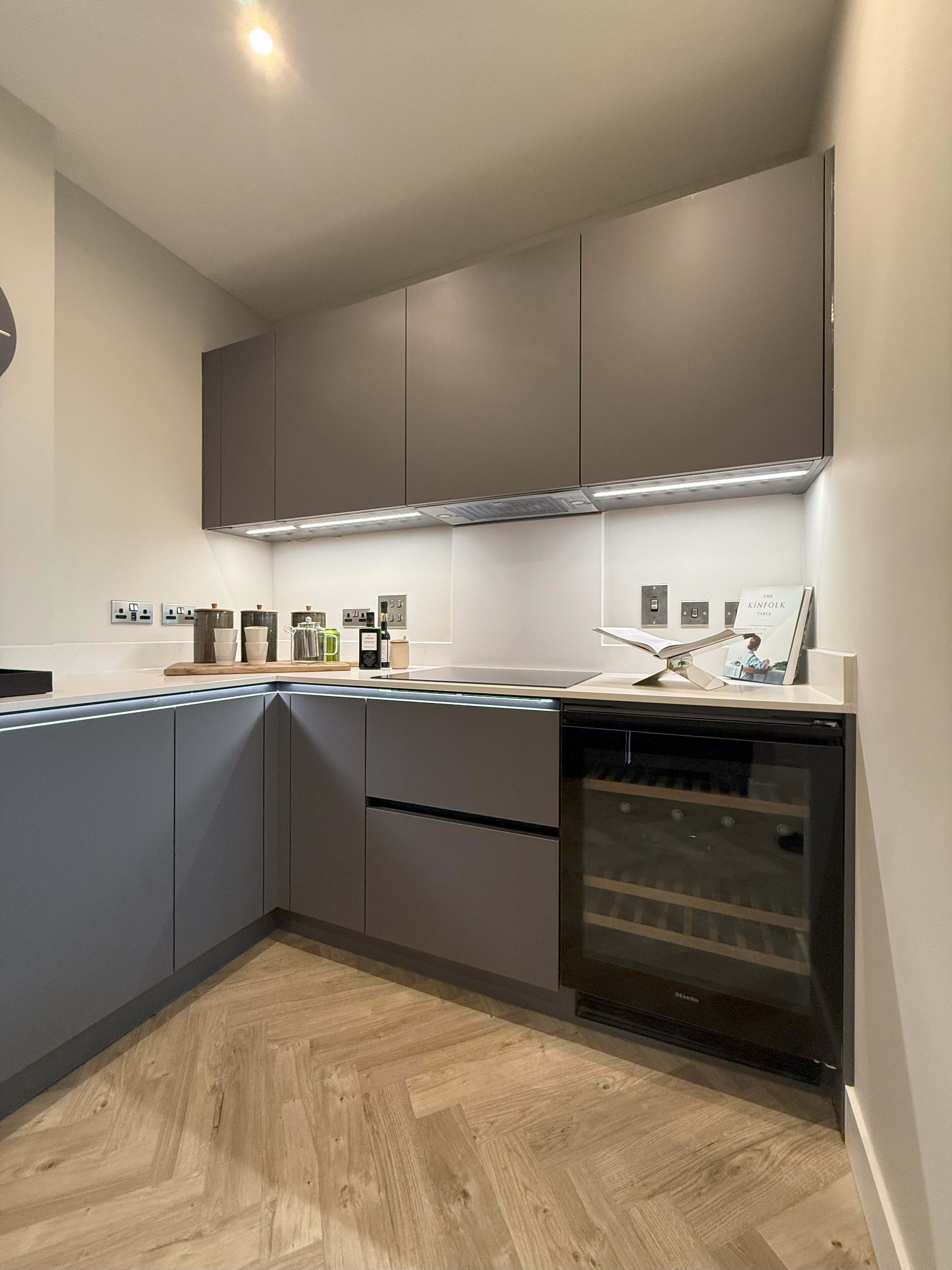 藍莎集團 | 英國置產一站式服務