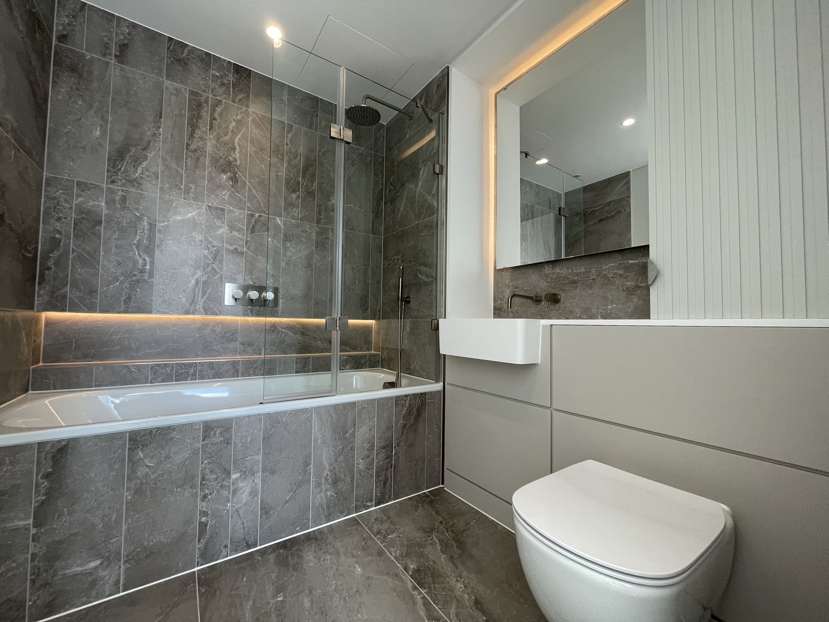 藍莎集團 - 英國樓盤、英國物業代理 | 英國買樓置業一站式服務