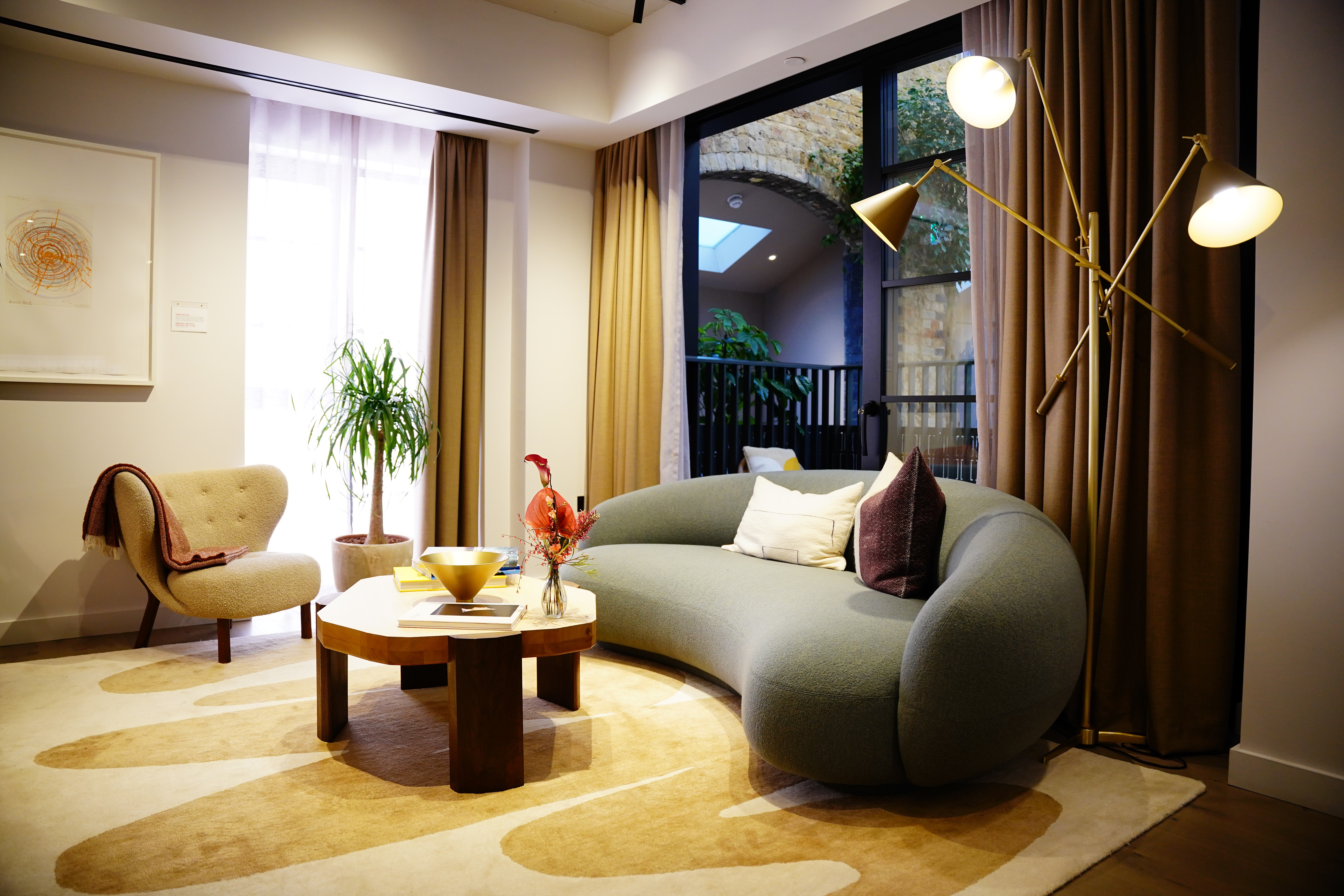 藍莎集團 | 英國置產一站式服務