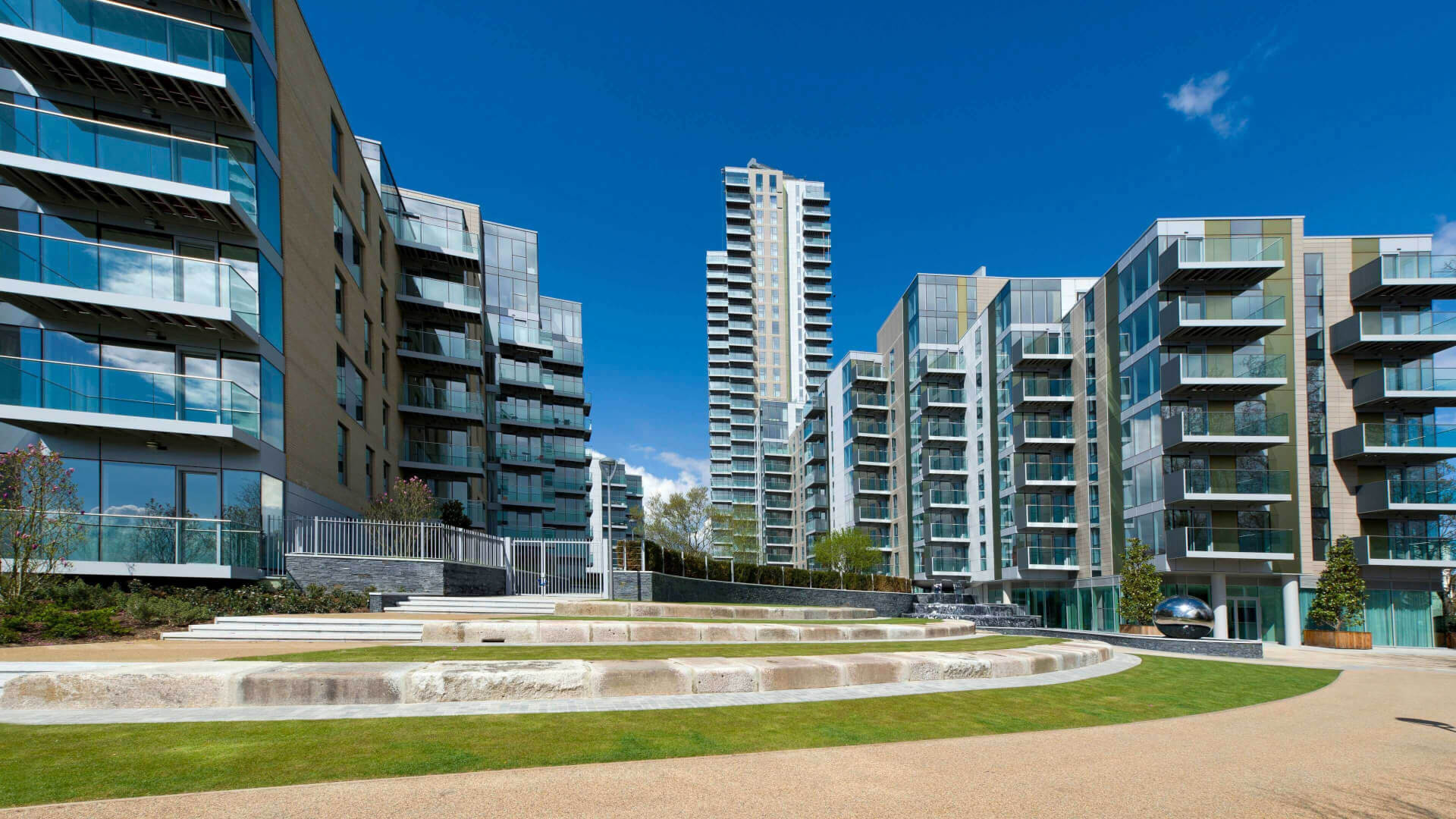 伦敦·伍贝里湖景苑 Woodberry Down 外立面