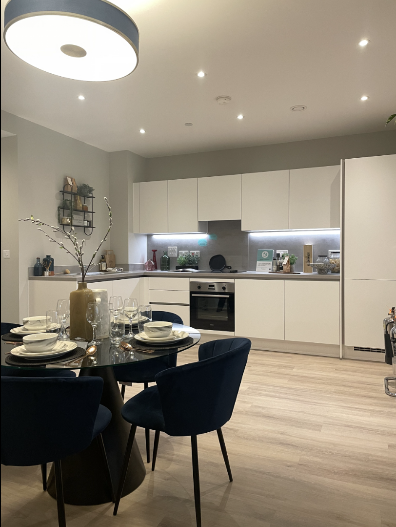 藍莎集團 - 英國樓盤、英國物業代理 | 英國買樓置業一站式服務