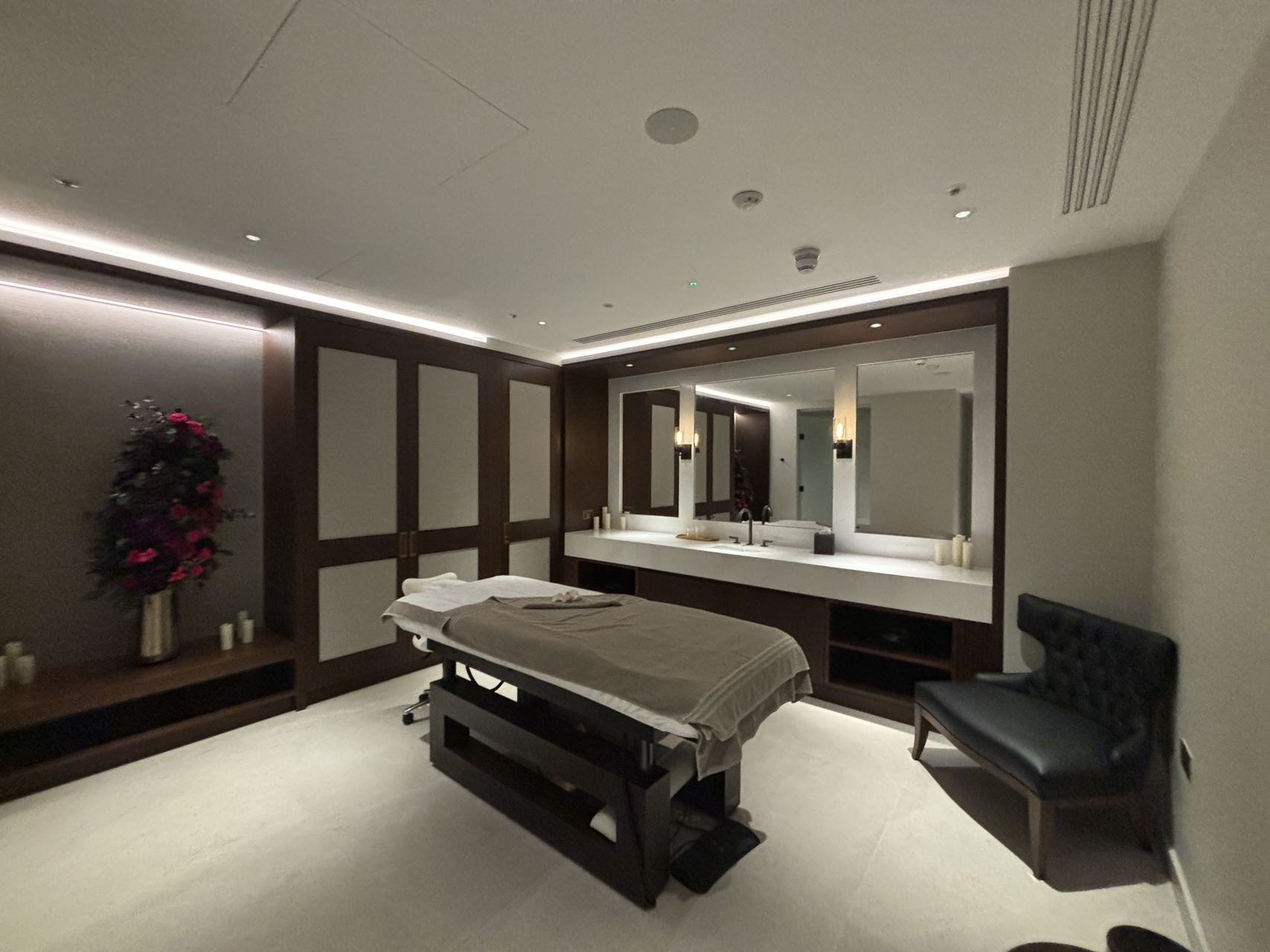 伦敦·泰晤士河一号 Thames City 项目配套实拍图