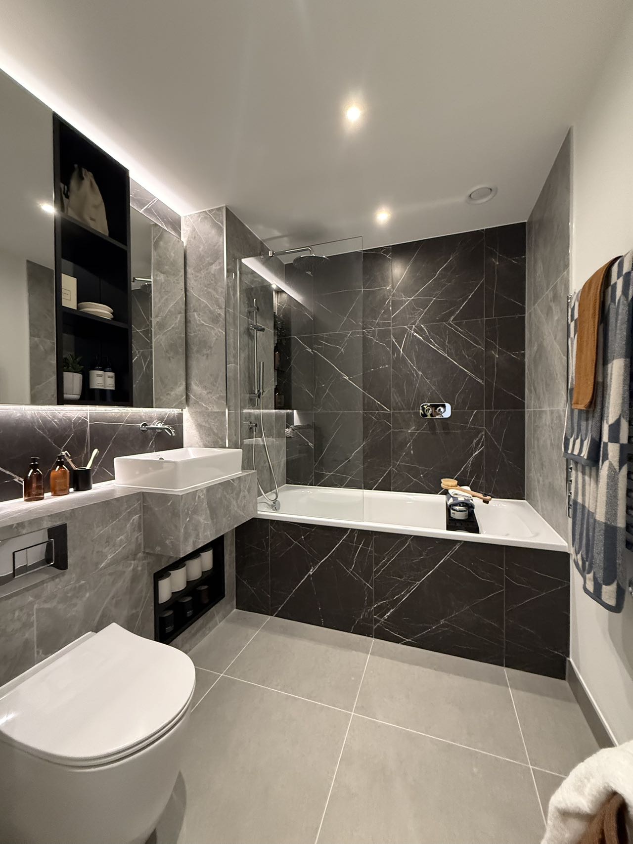 藍莎集團 - 英國樓盤、英國物業代理 | 英國買樓置業一站式服務