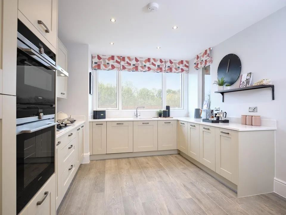 藍莎集團 | 英國置產一站式服務