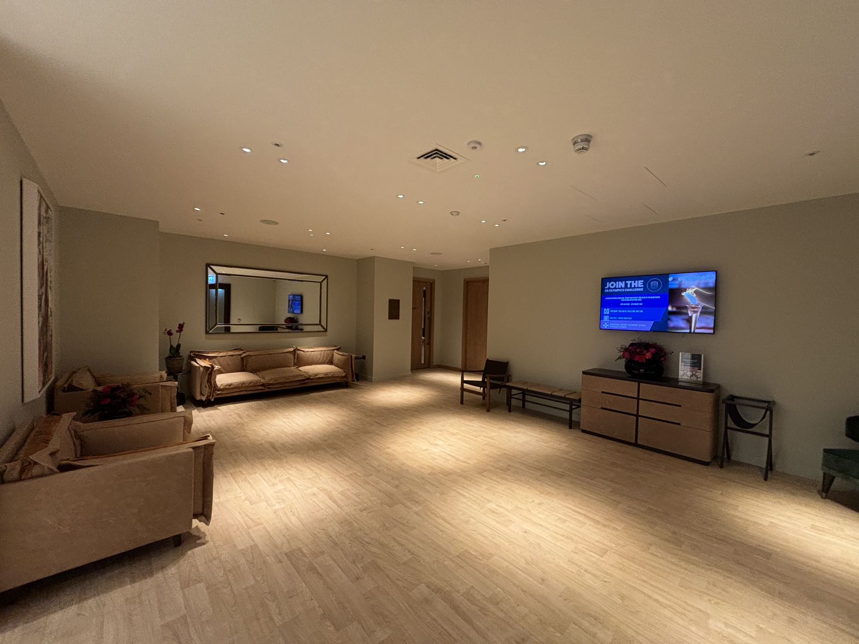 伦敦·泰晤士河一号 Thames City 项目配套实拍图