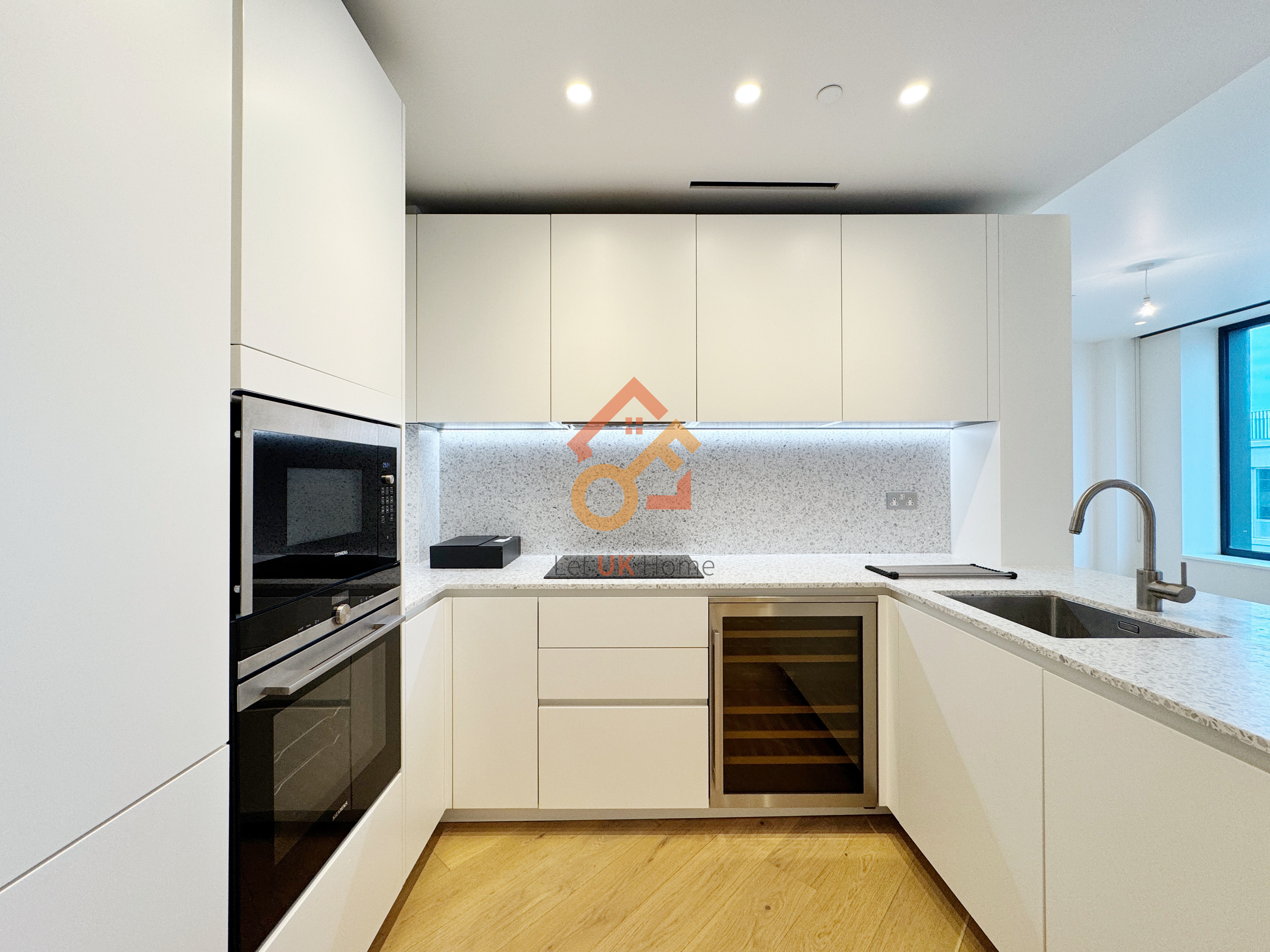 伦敦White City·2房·Wood Crescent 房源图片