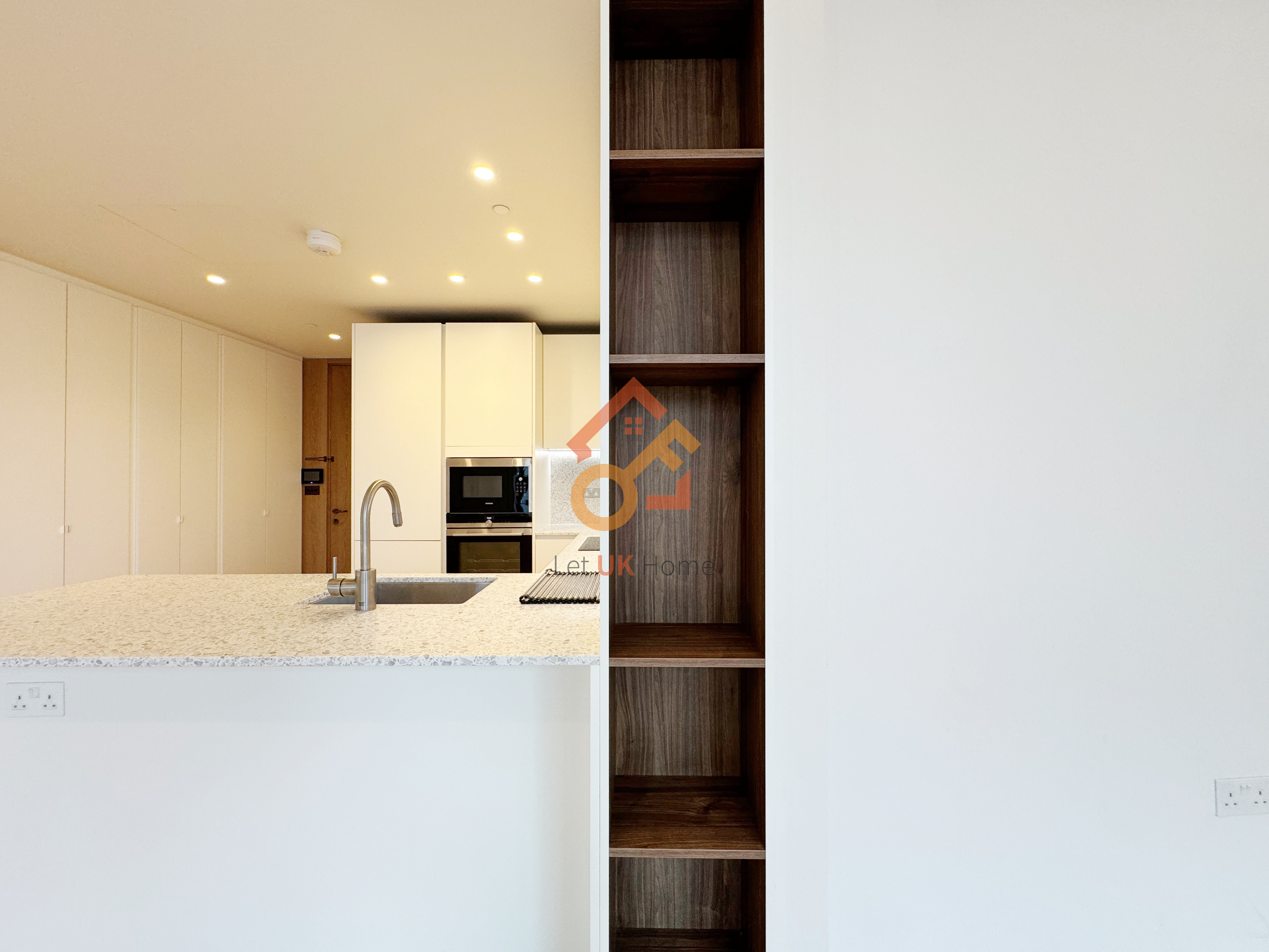 伦敦White City·2房·Wood Crescent 房源图片