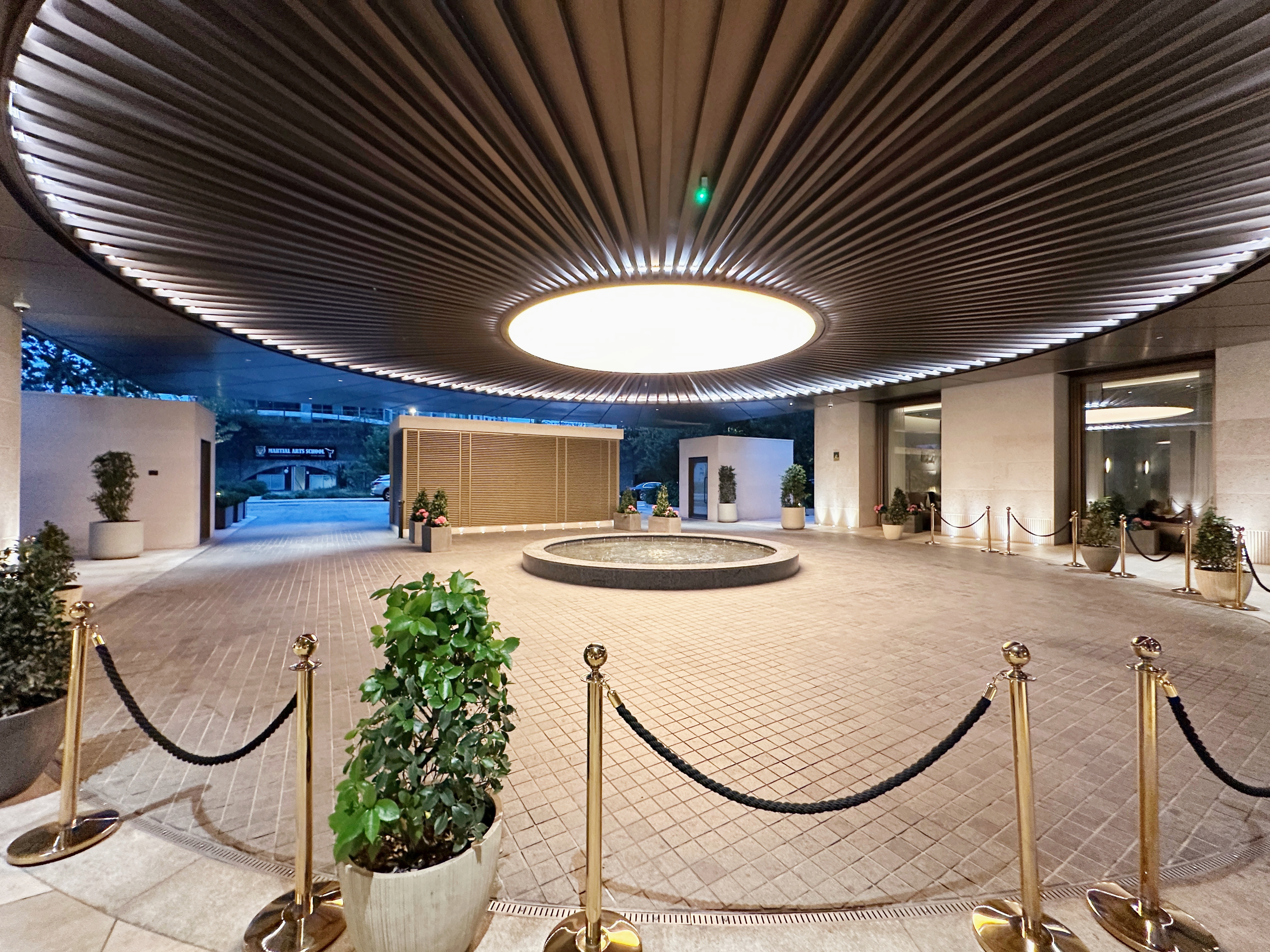 伦敦·泰晤士河一号 Thames City 项目配套实拍图