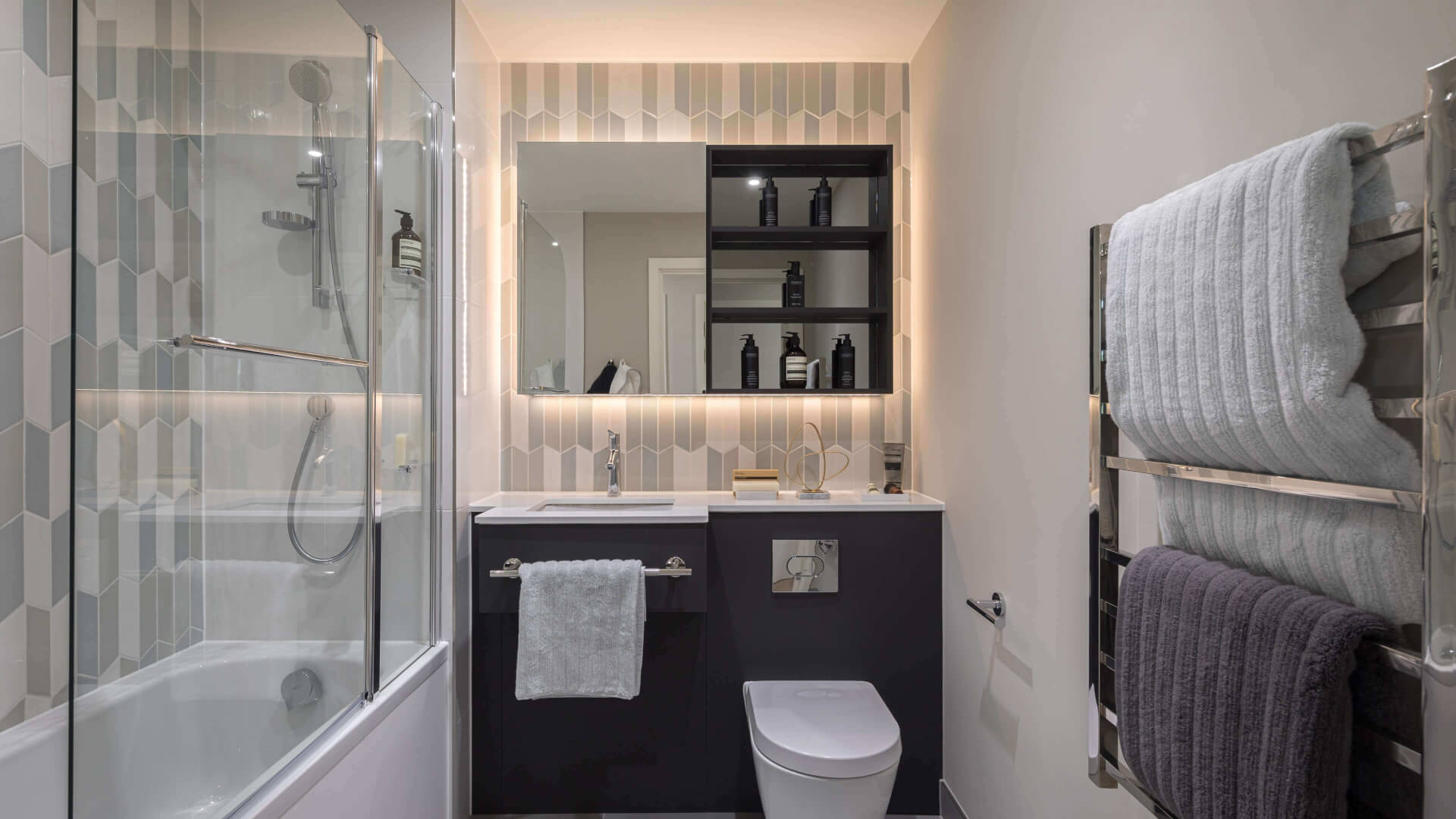 伦敦·亚历山大门 Alexandra Gate 2房样板间