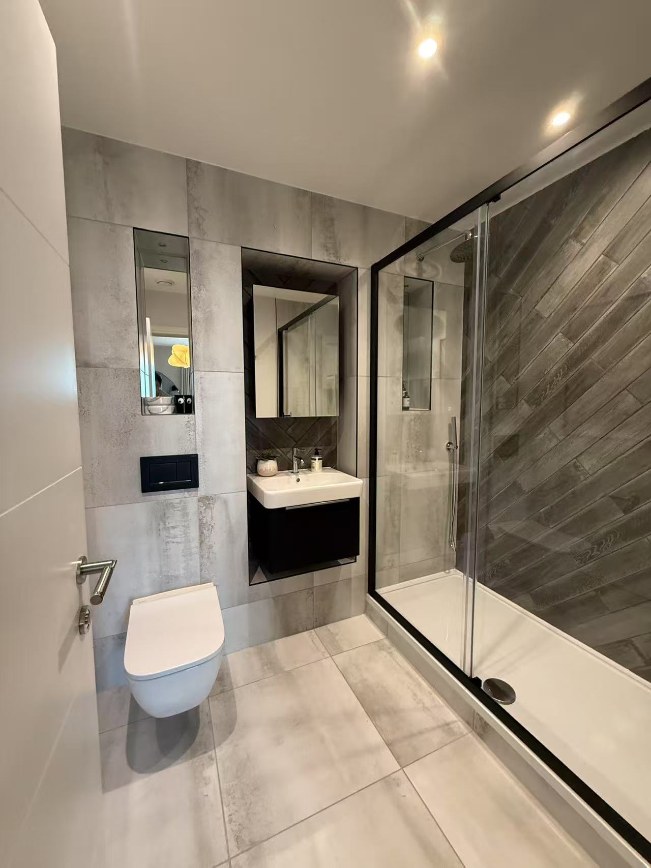 藍莎集團 - 英國樓盤、英國物業代理 | 英國買樓置業一站式服務