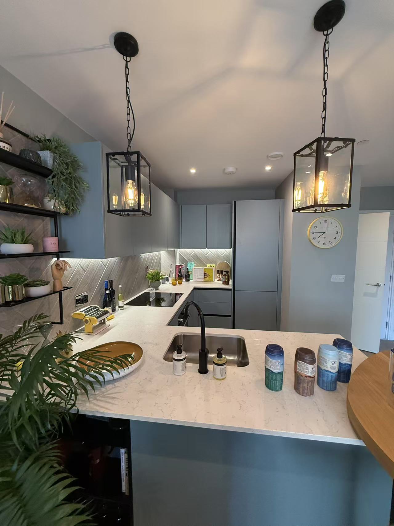 藍莎集團 - 英國樓盤、英國物業代理 | 英國買樓置業一站式服務