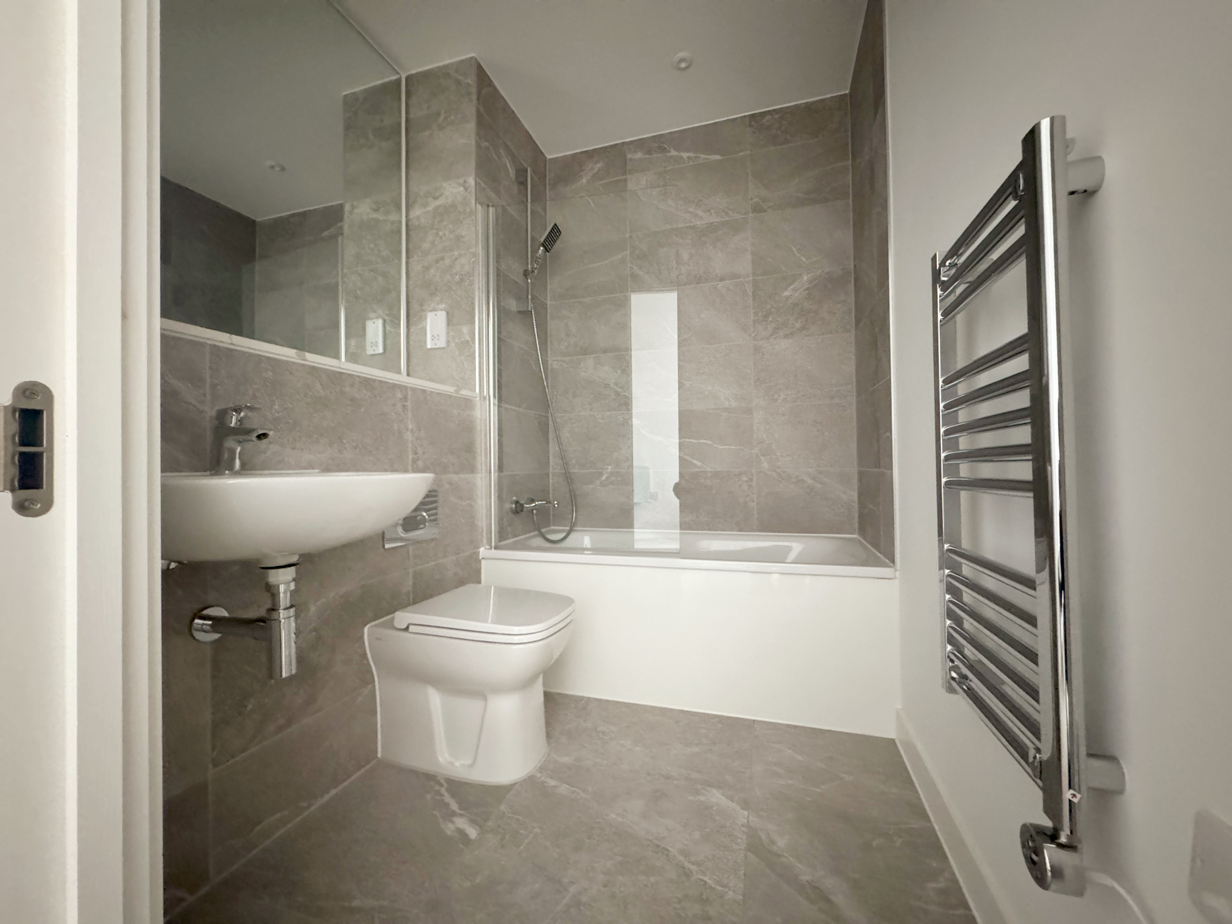 Lansha Group - UK Real Estate, UK Property Agency | One stop shop for buying and purchasing properties in the UK