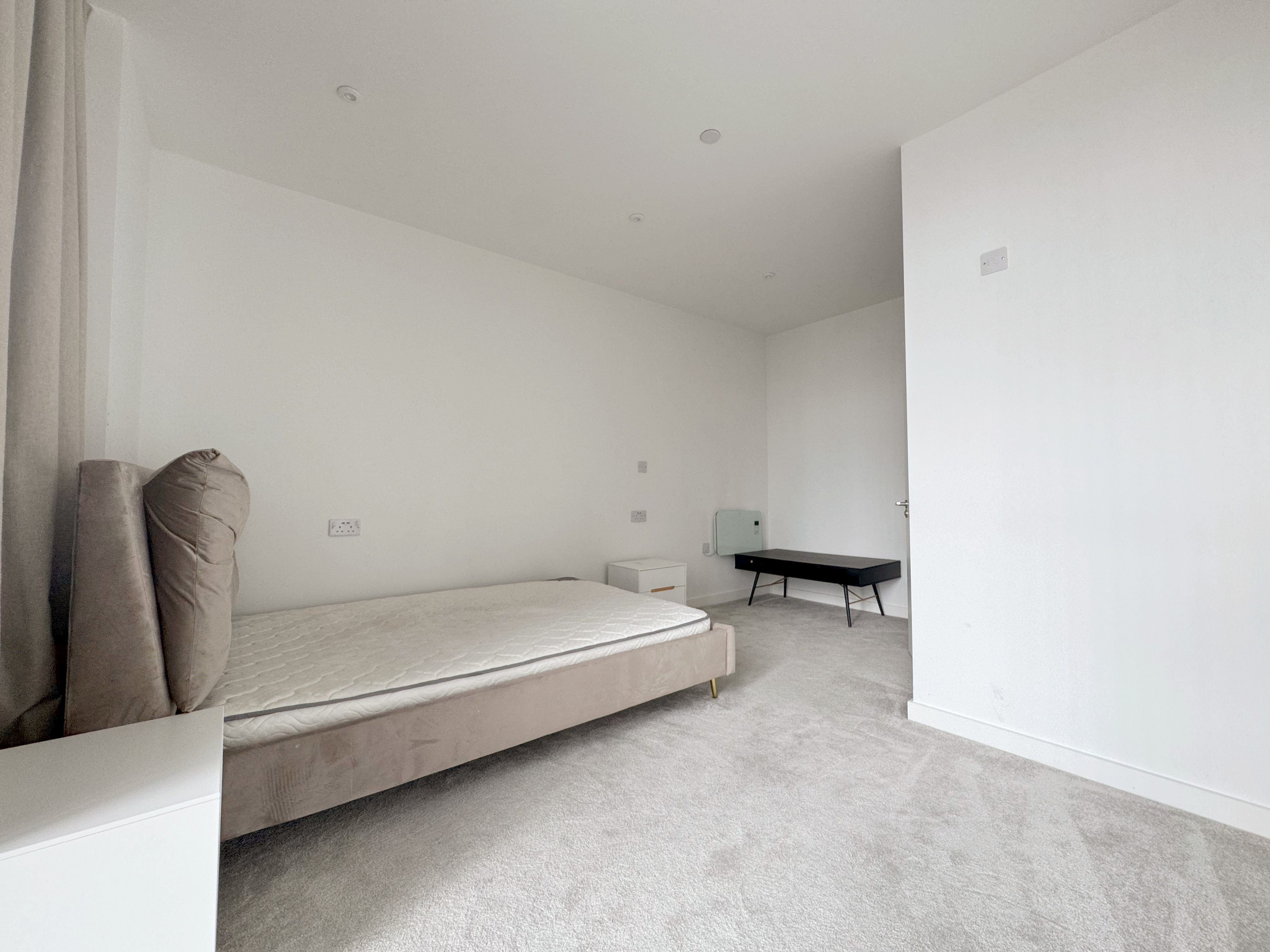 Lansha Group - UK Real Estate, UK Property Agency | One stop shop for buying and purchasing properties in the UK