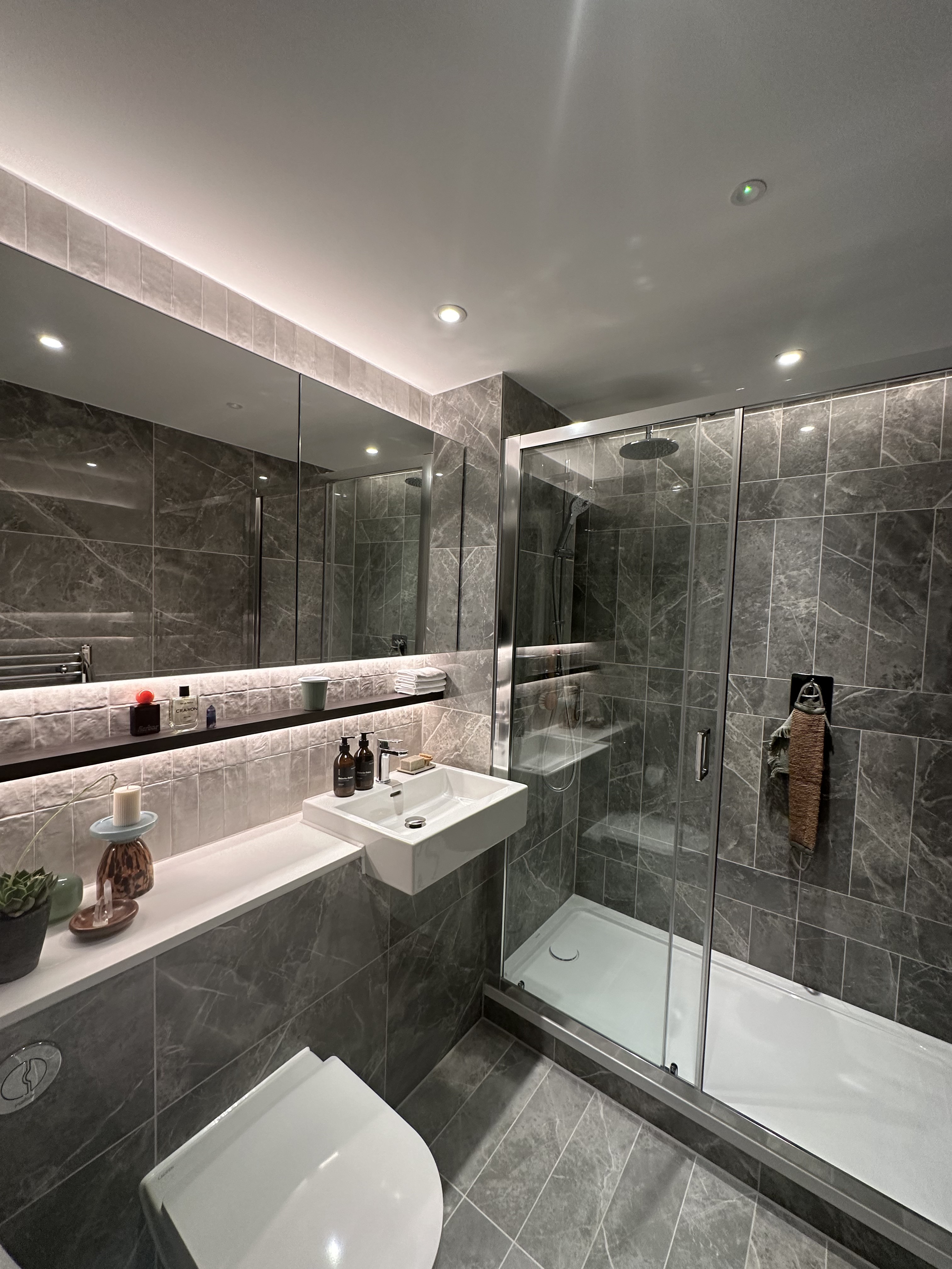 藍莎集團 - 英國樓盤、英國物業代理 | 英國買樓置業一站式服務