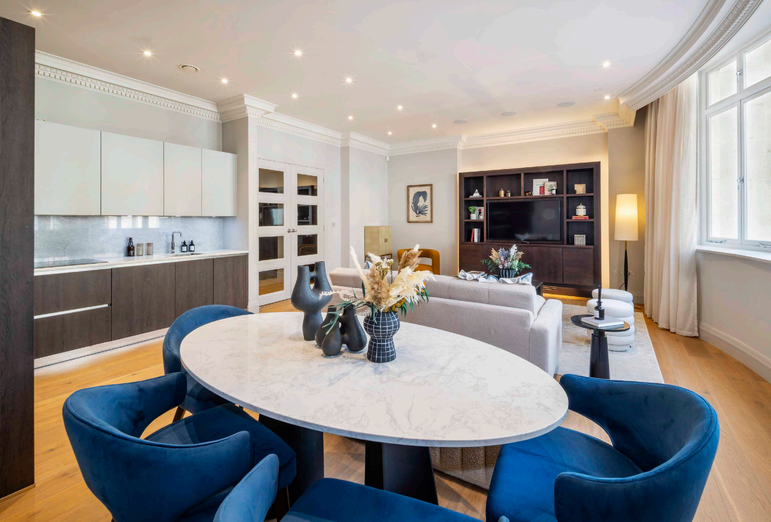 藍莎集團 | 英國置產一站式服務