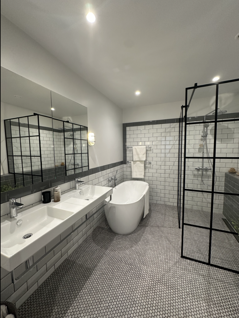 伦敦·哈伯德广场8号 8 Harbord Square 找房实拍