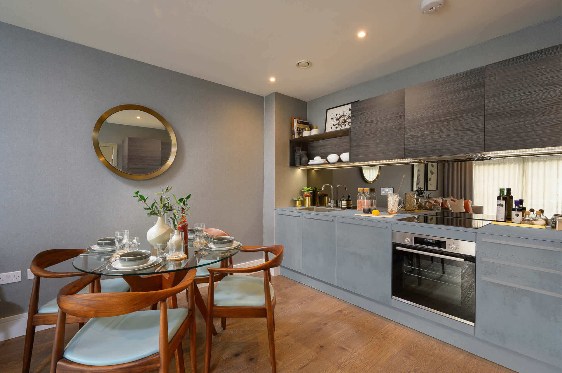 藍莎集團 - 英國樓盤、英國物業代理 | 英國買樓置業一站式服務