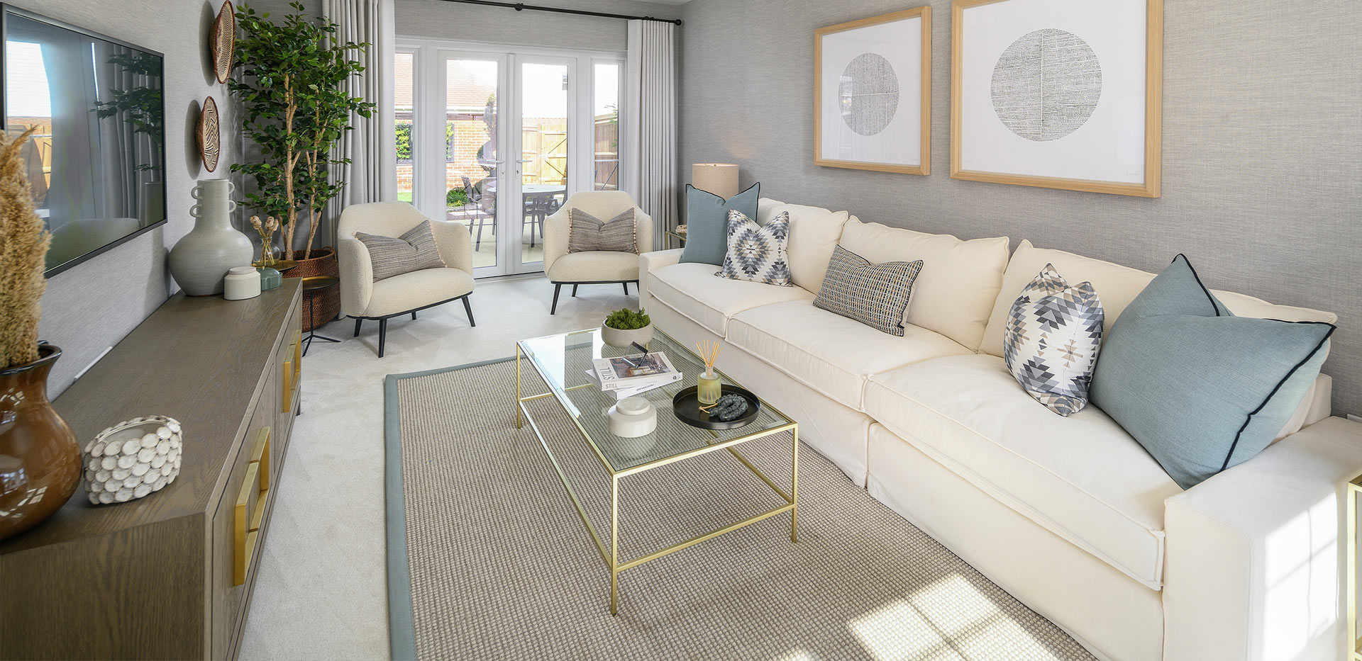 藍莎集團 - 英國樓盤、英國物業代理 | 英國買樓置業一站式服務